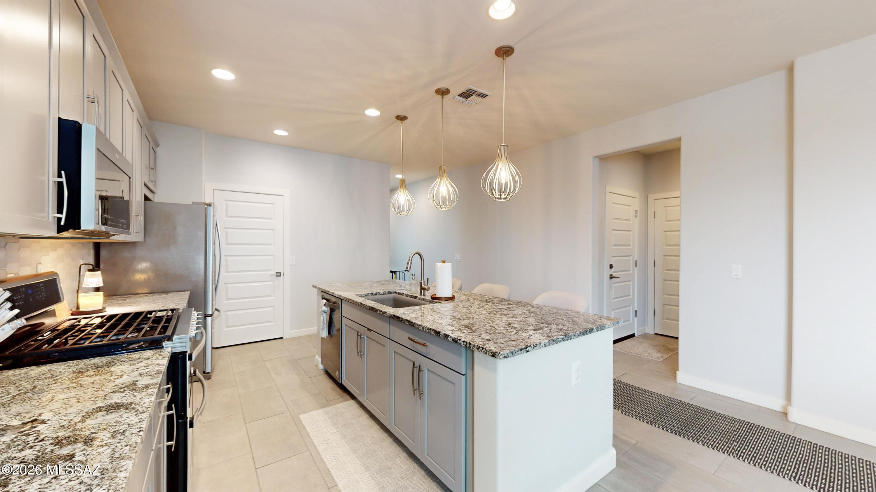 Rancho Del Lago (1-100) - Residential
