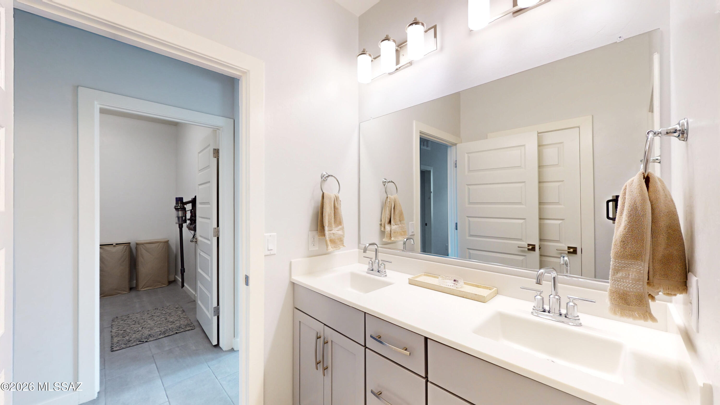 Rancho Del Lago (1-100) - Residential
