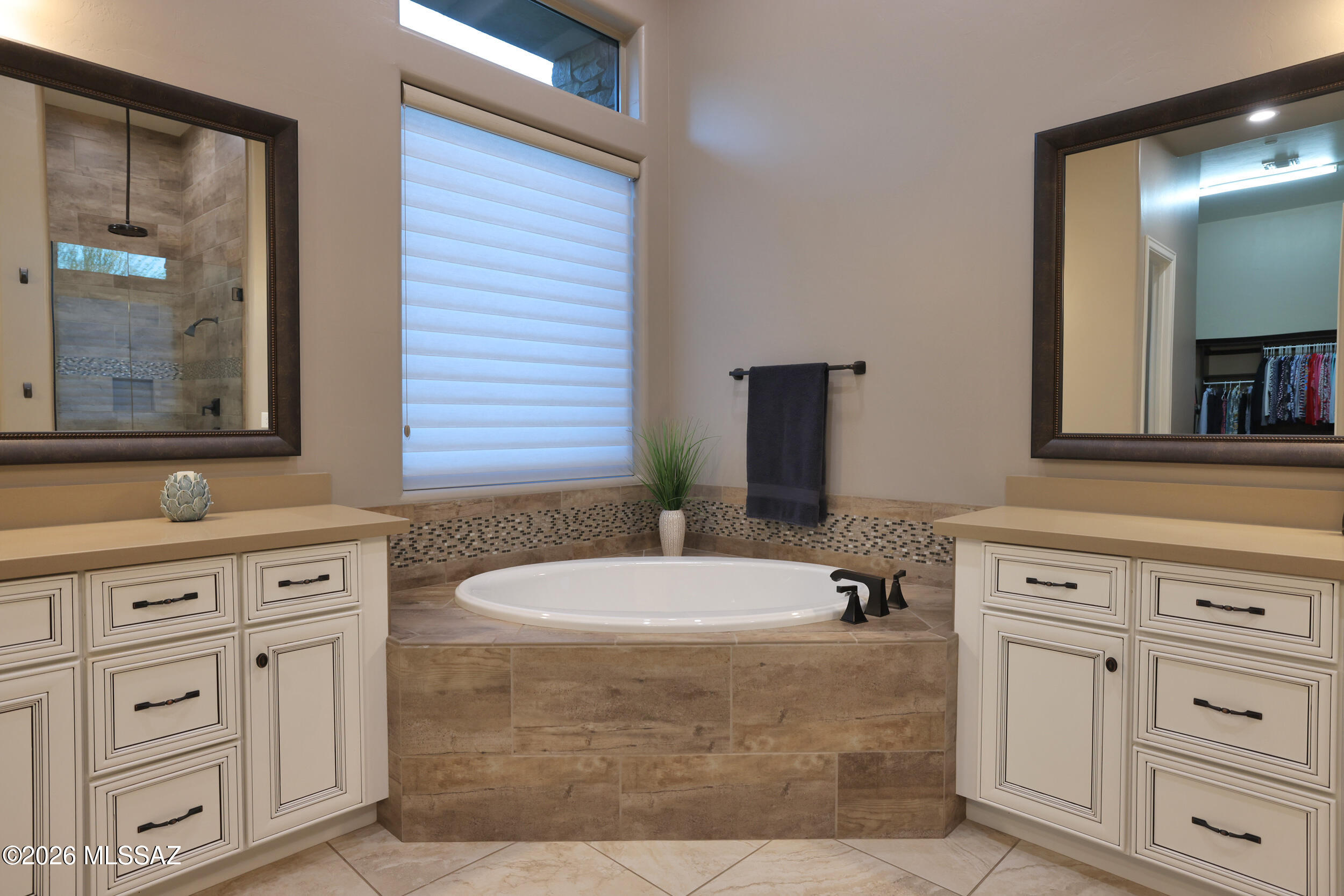 Stone Canyon VI - Residential