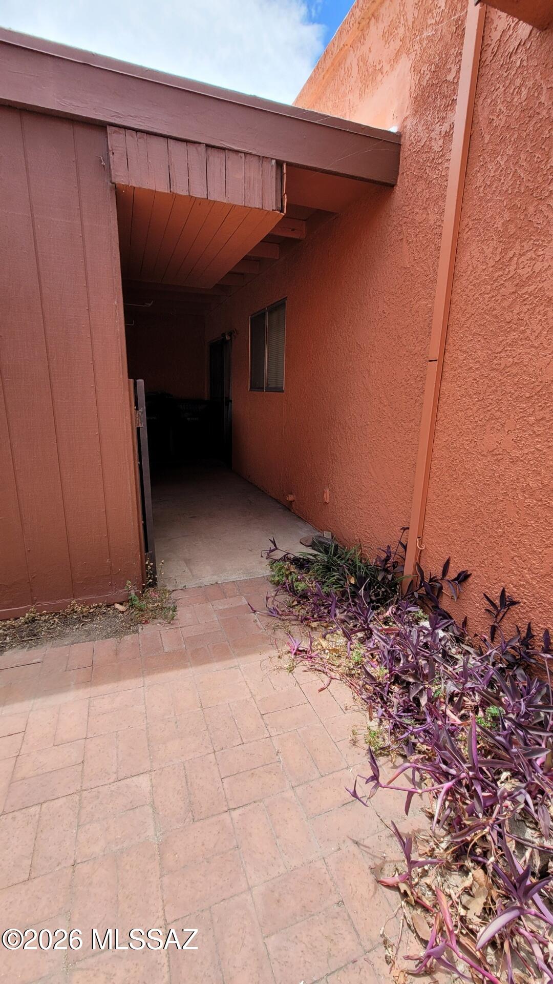 Spanish Meadows Twnhss (1-105) - Residential