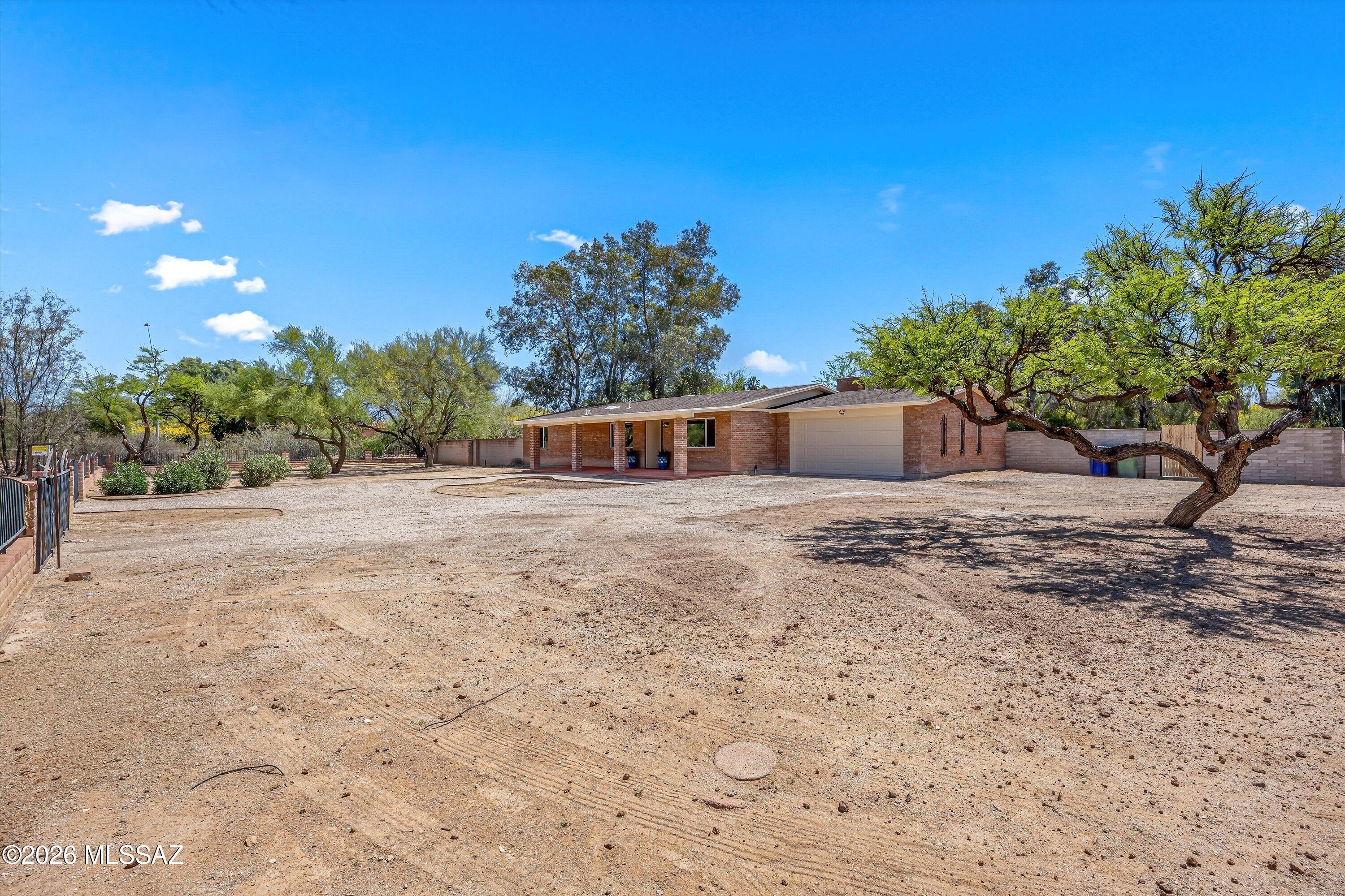 Pantano Vista - Residential