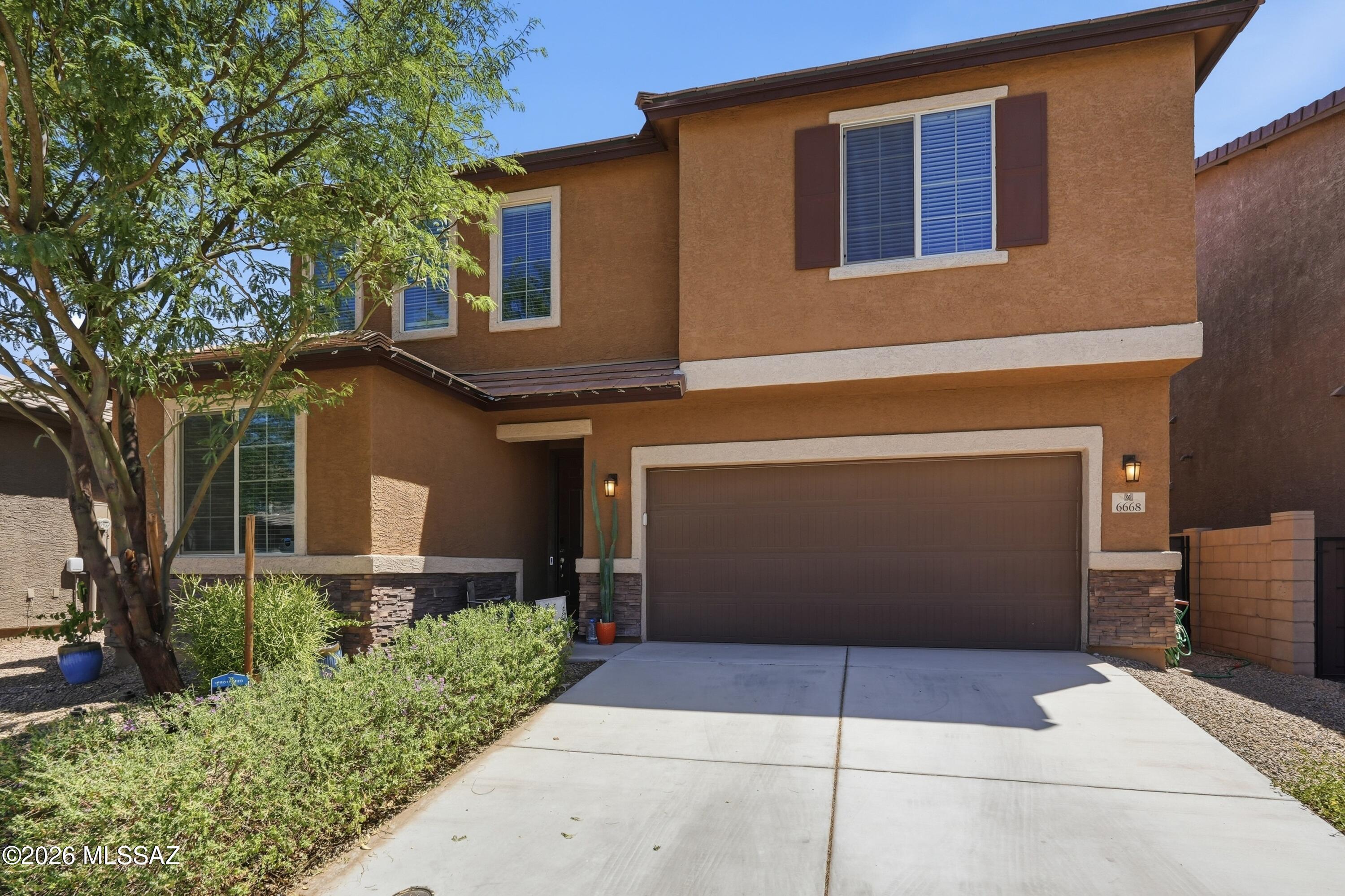 La Estancia De Tucson (1-330) - Residential