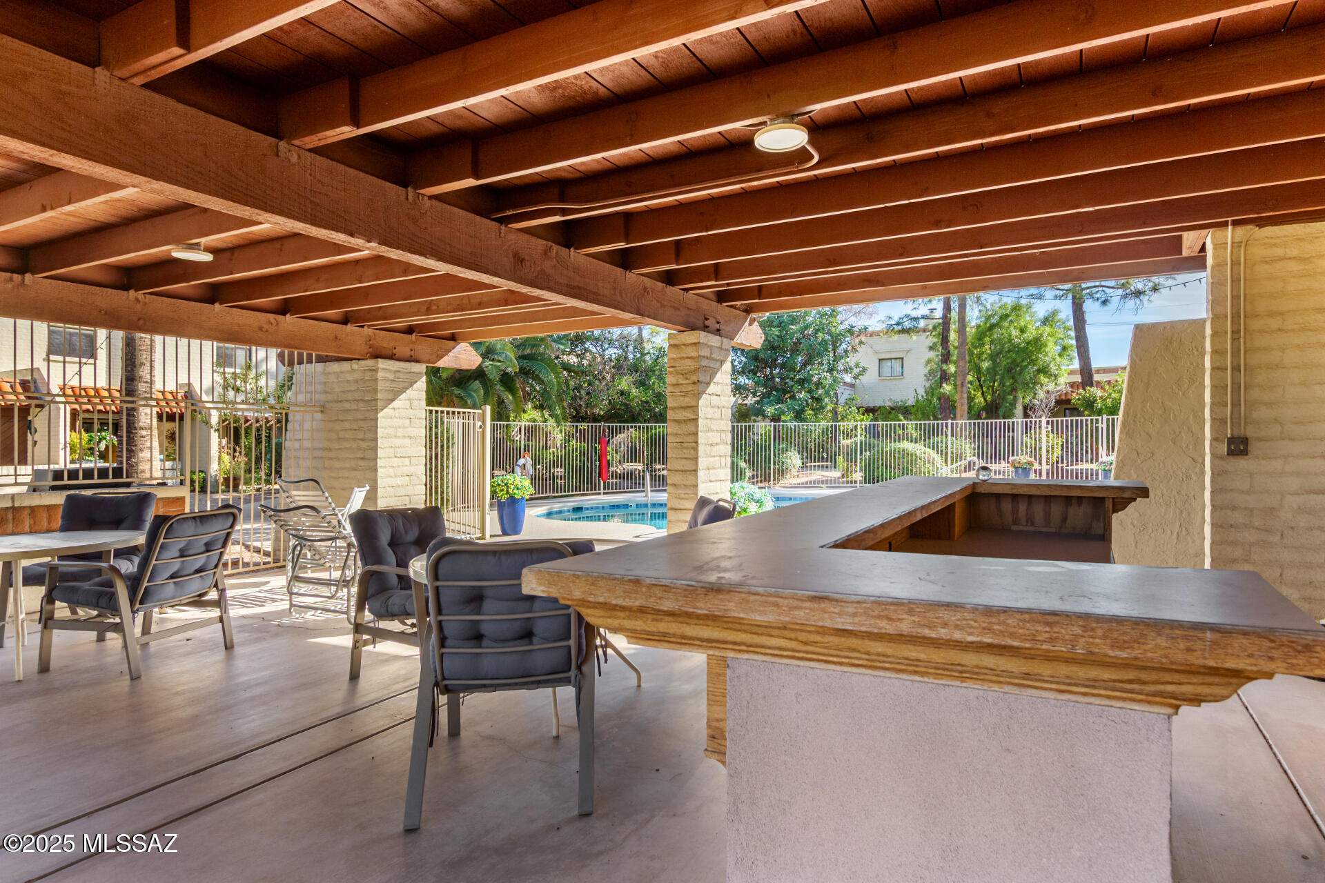 Plaza Mirador (1-28) - Residential