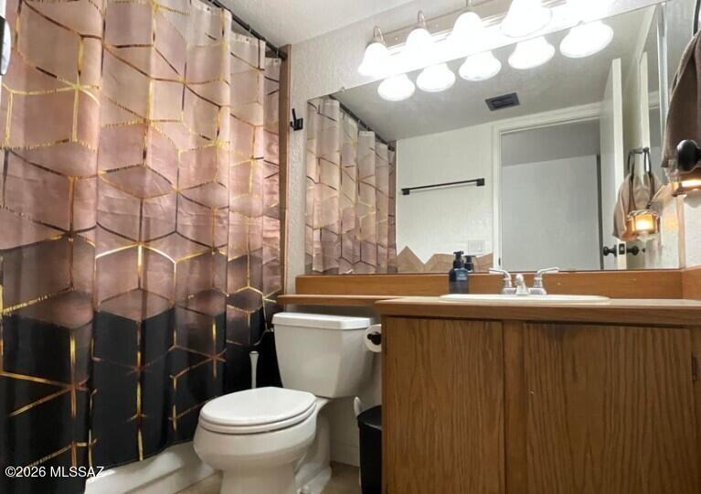 Summertree Condominiums (1-224) - Residential Lease