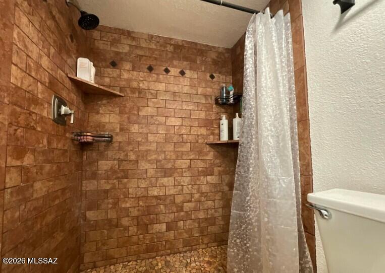 Summertree Condominiums (1-224) - Residential Lease