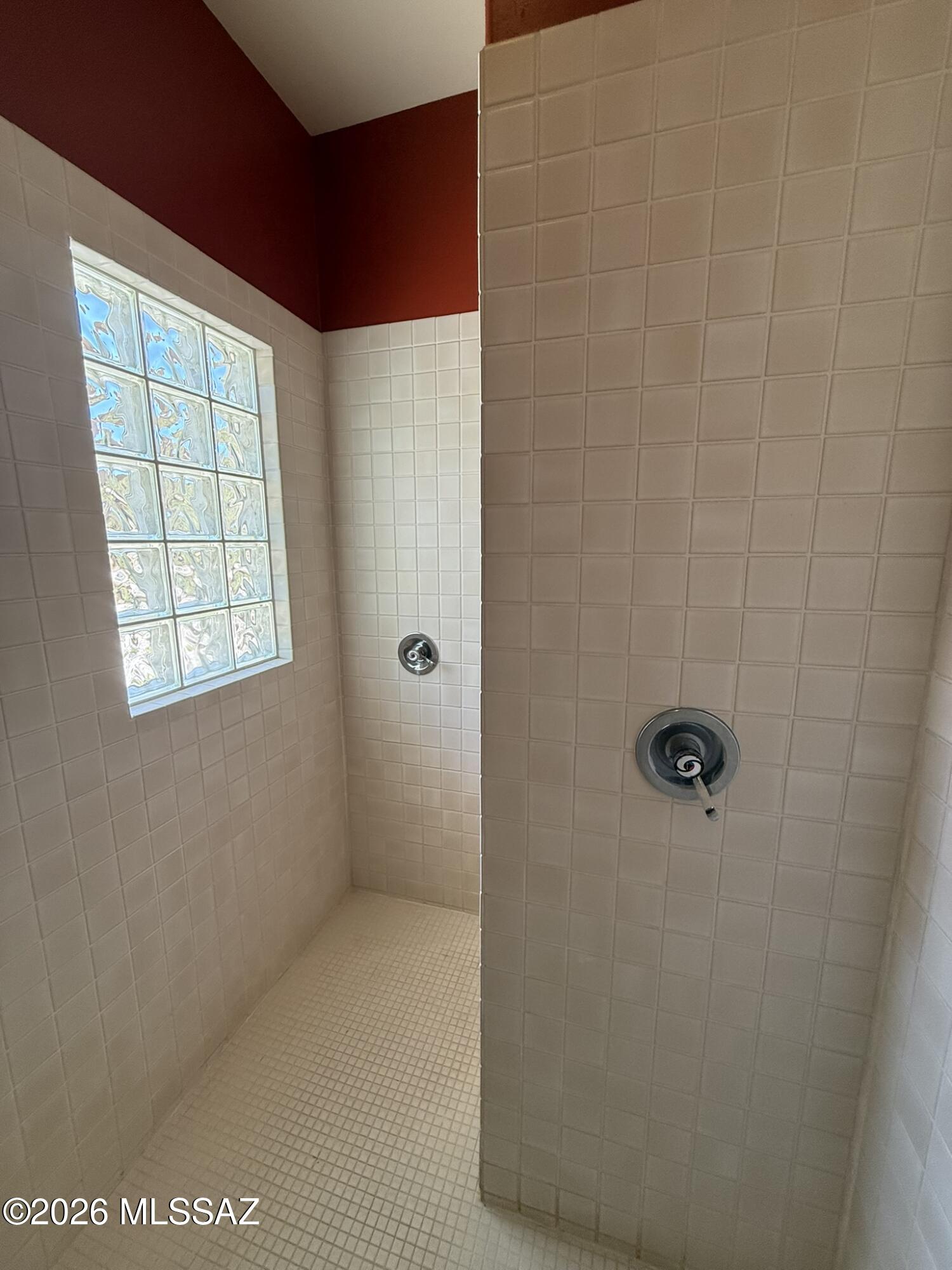 Alta Vista (99-145) - Residential Lease