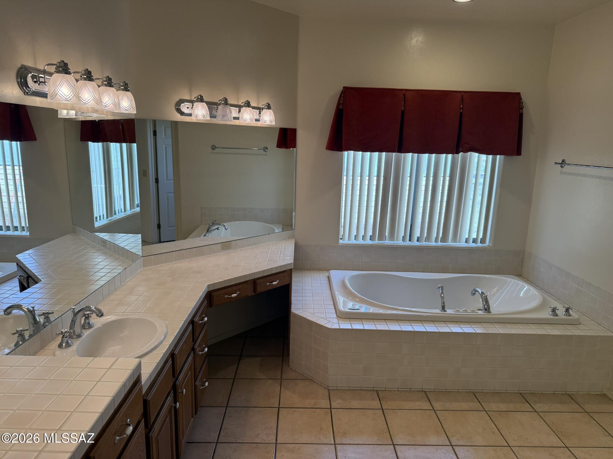 Alta Vista (99-145) - Residential Lease