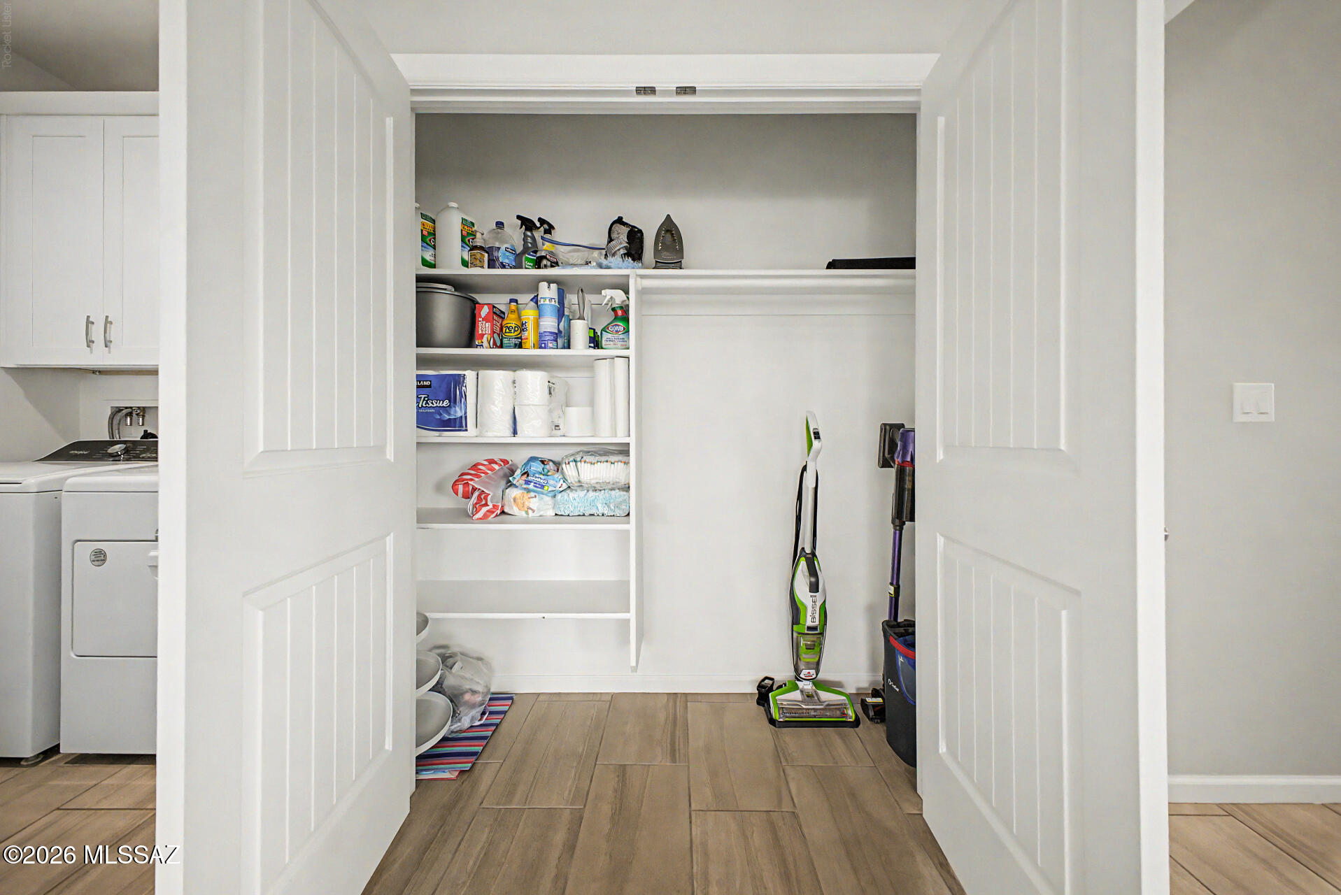 New Tucson Unit NO. 4 (1-203) - Residential Lease