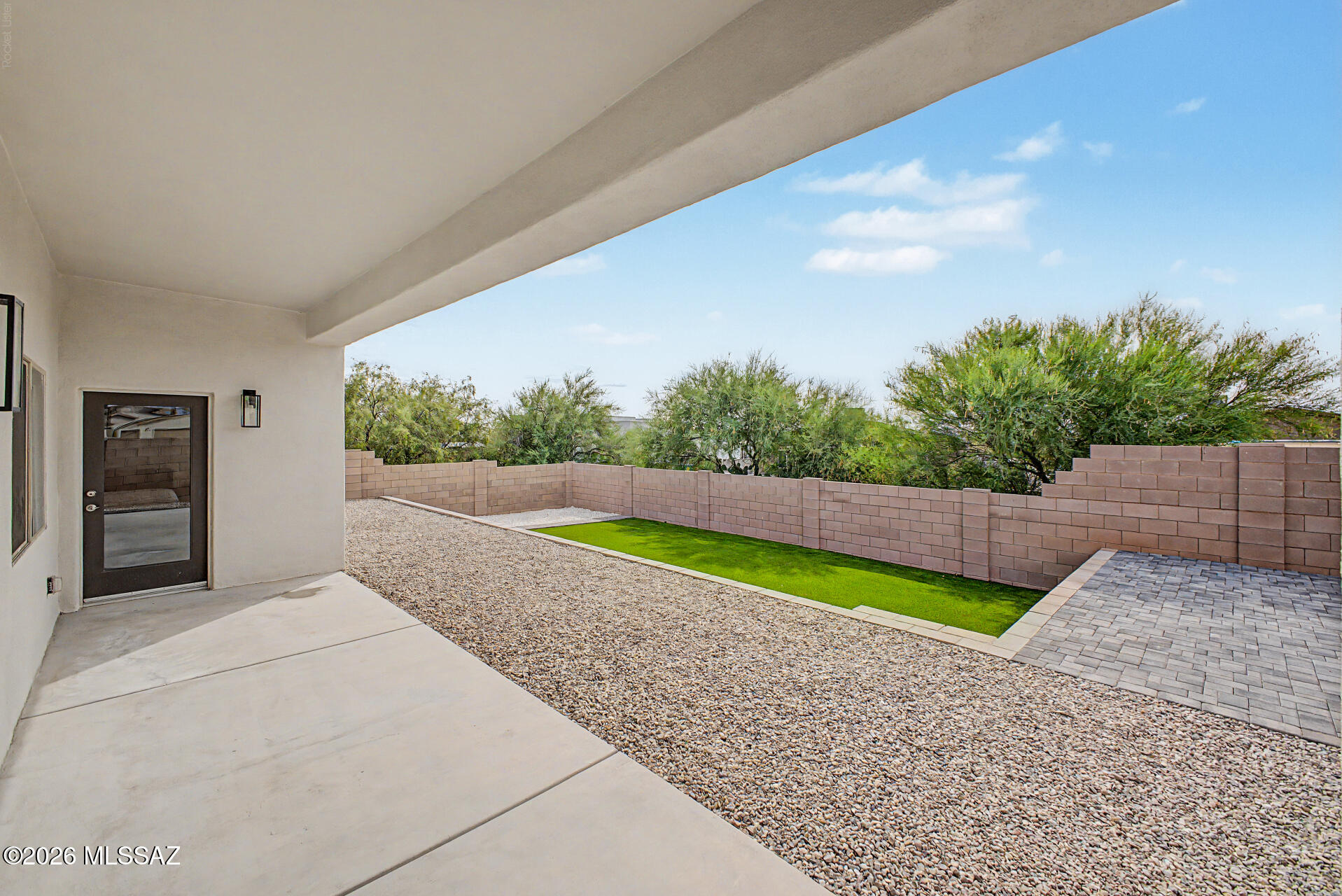 New Tucson Unit NO. 4 (1-203) - Residential Lease