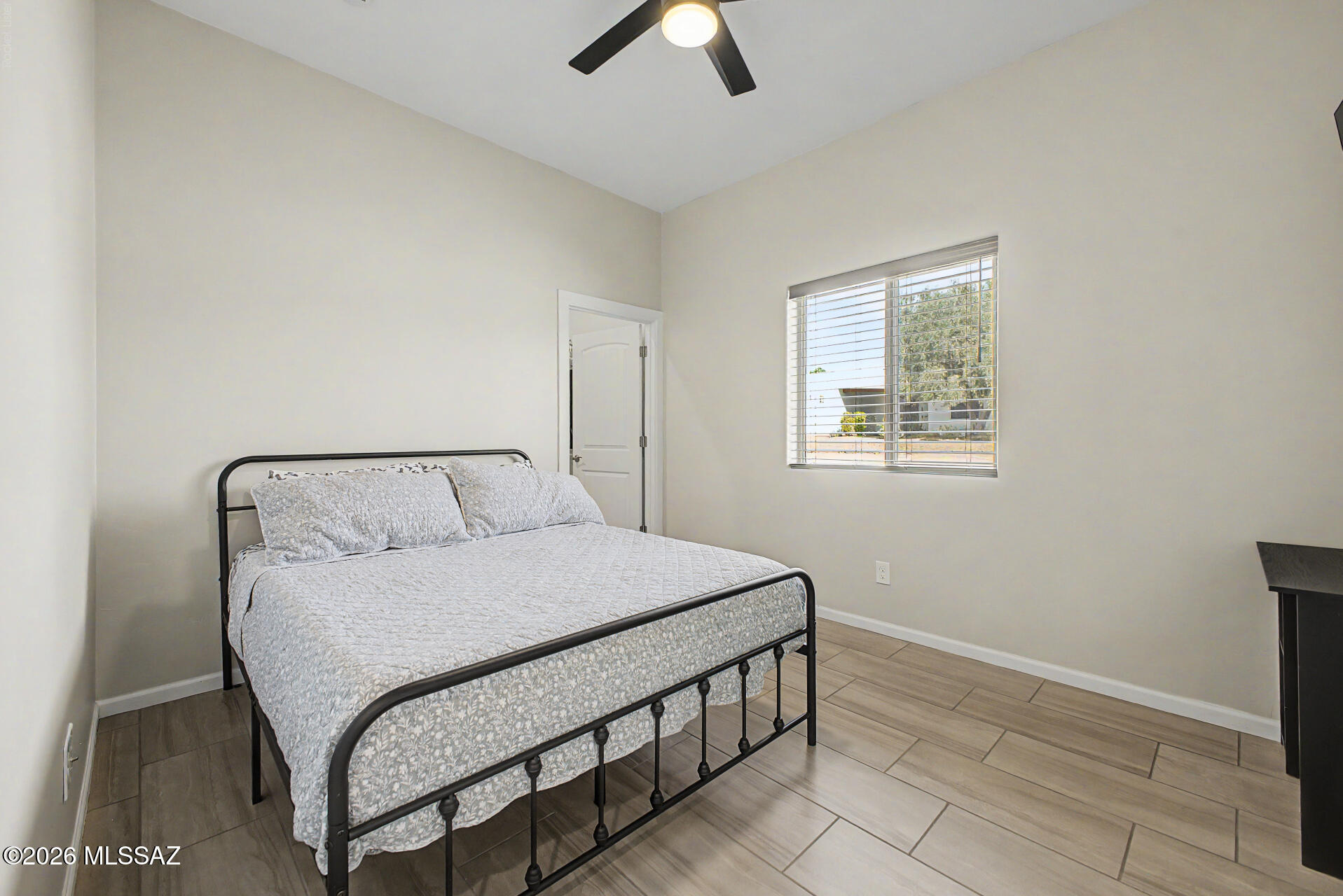 New Tucson Unit NO. 4 (1-203) - Residential Lease