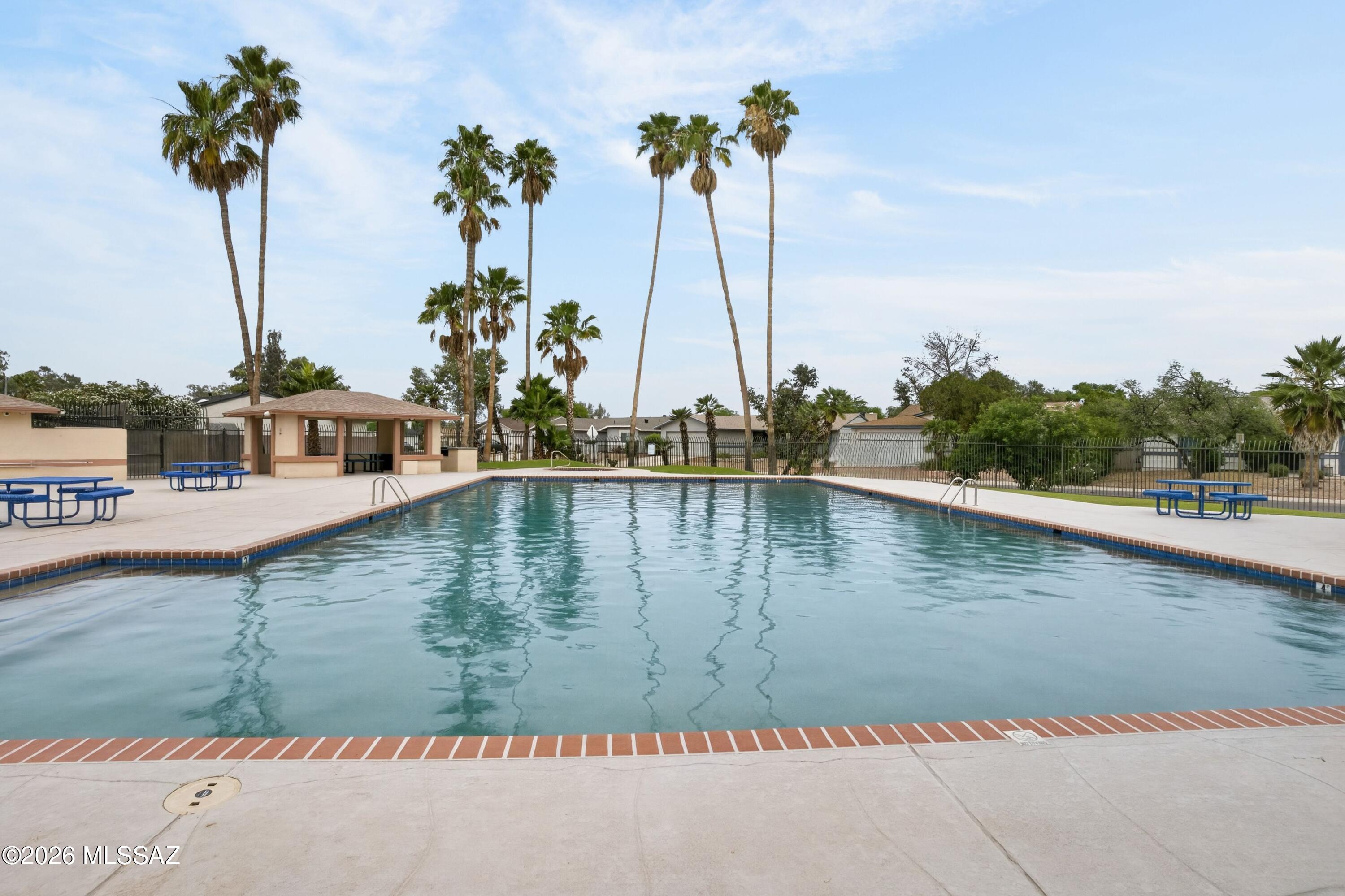 Meadowbrook (208-269) - Residential