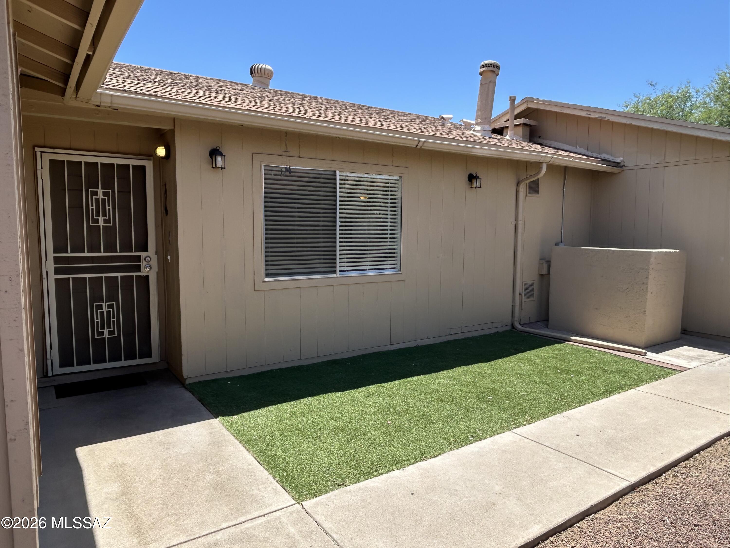 Very well maintained home with numerous upgrades. Enjoy this low care 4 bedroom 2 bath home in the Flowing Wells School district. Upgrades include Granite counters in the kitchen as well as stainless steel appliances. This spacious home has a living room, family room, 4 large bedrooms, a 2 car garage, and is light and bright with lots of windows. The front entry courtyard with the corner lot gives you ample privacy. Come check out this great home.