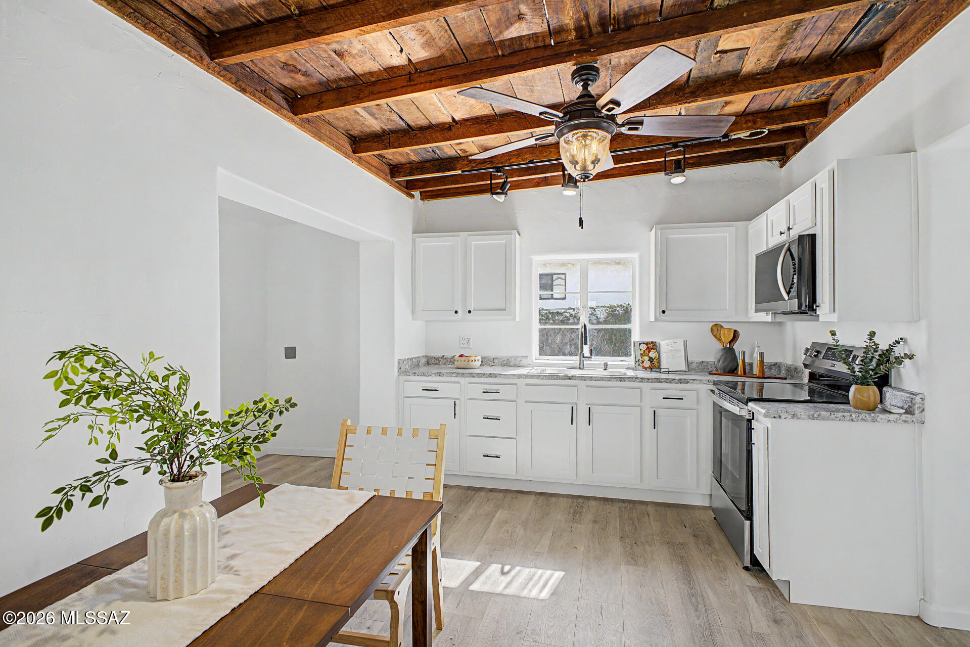 Sunset Villa Addition - Residential