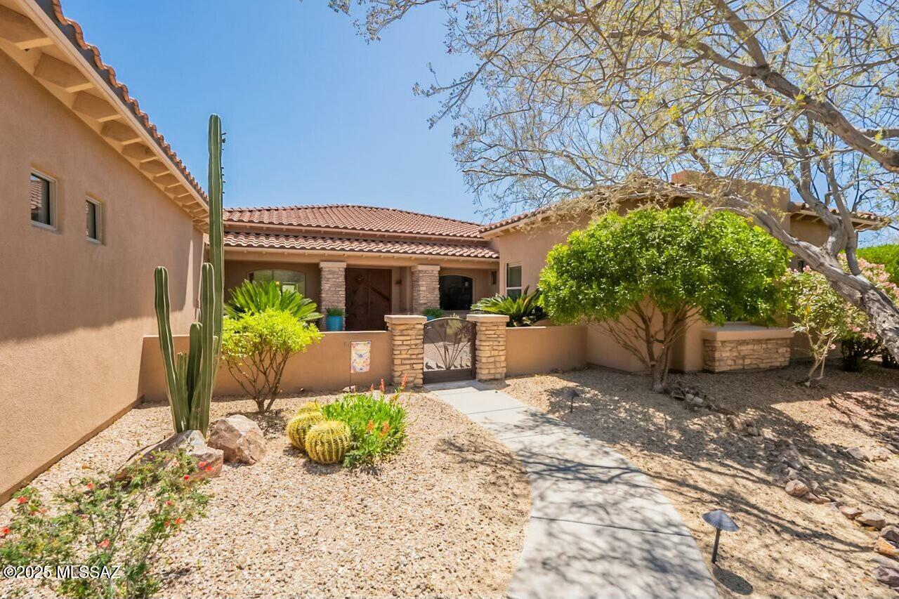 Dos Lagos at Dove Mountain (1-91) - Residential