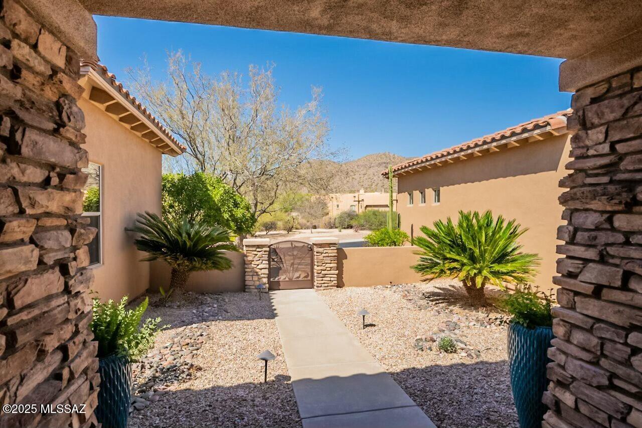 Dos Lagos at Dove Mountain (1-91) - Residential