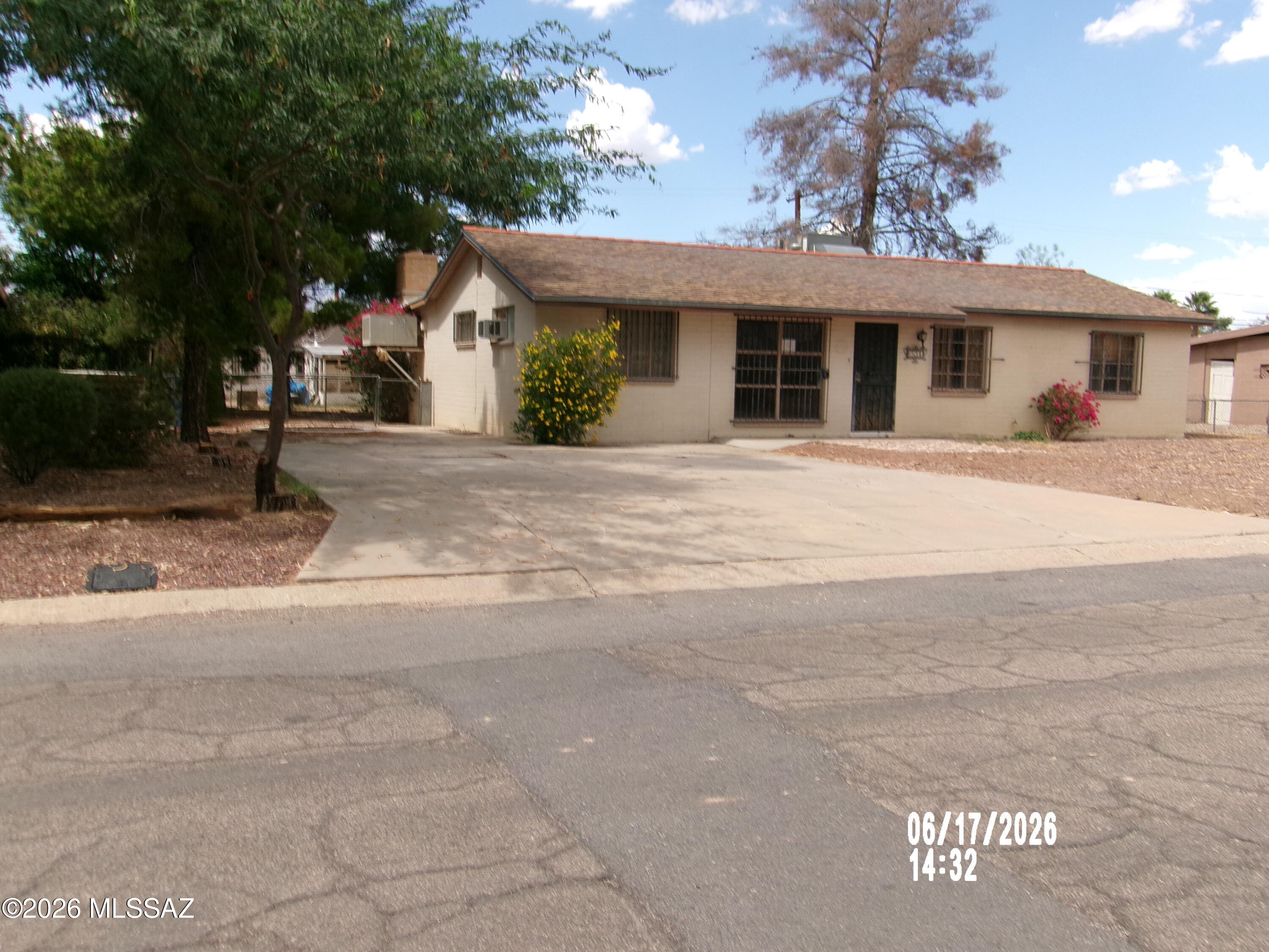 Maryvale Manor - Residential
