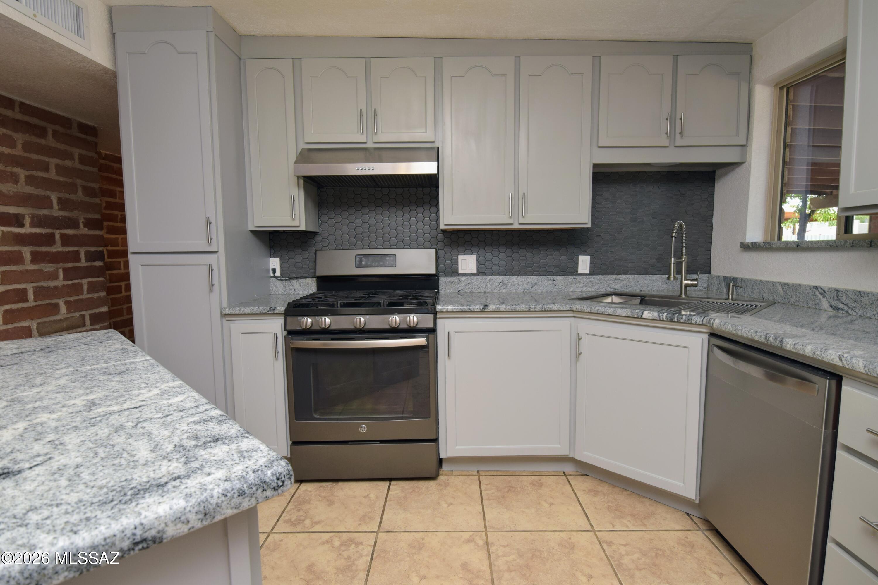 Arizona Acres - Residential Lease