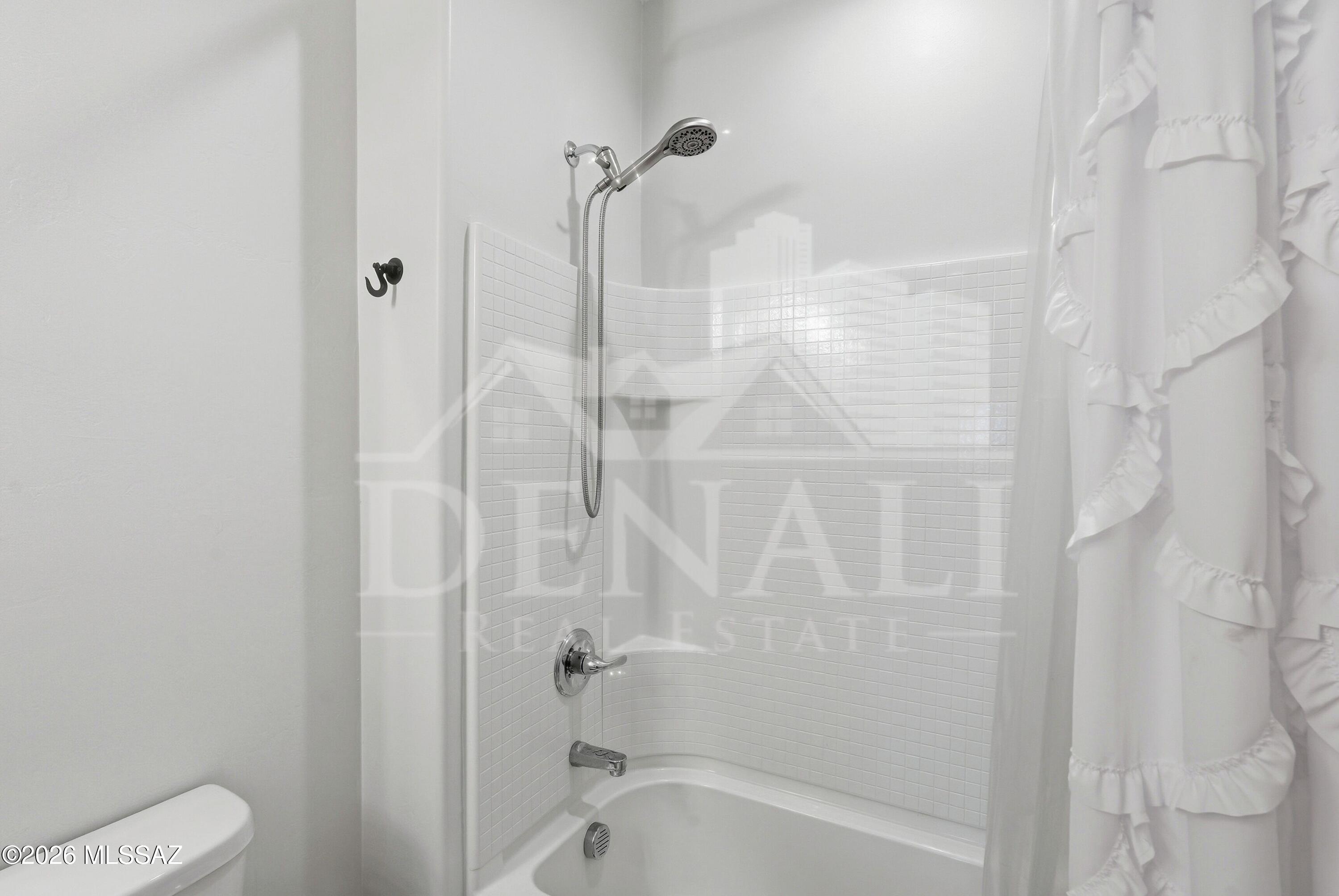 Rancho Cascabel - Residential Lease