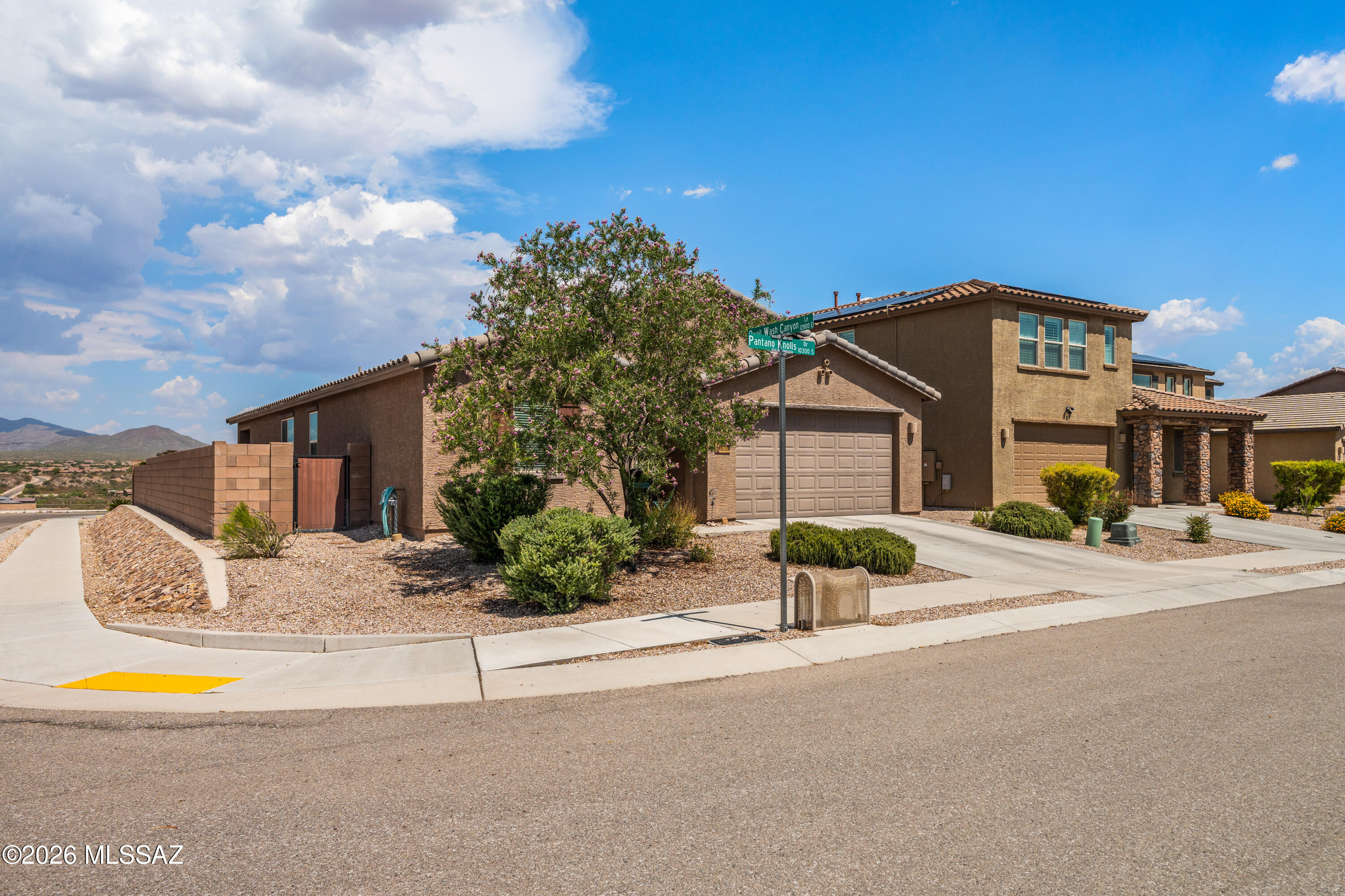 The Vistas At Rincon Knolls SQ20152600506 - Residential