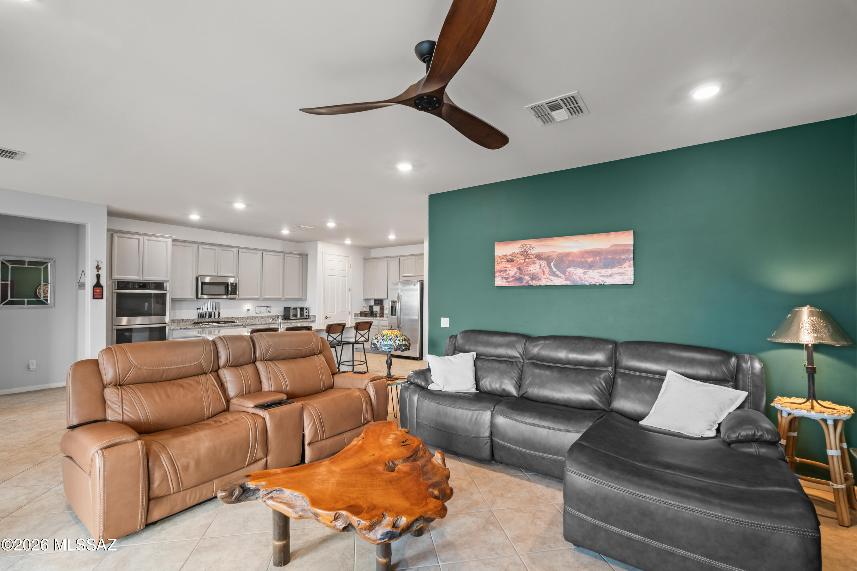 The Vistas At Rincon Knolls SQ20152600506 - Residential