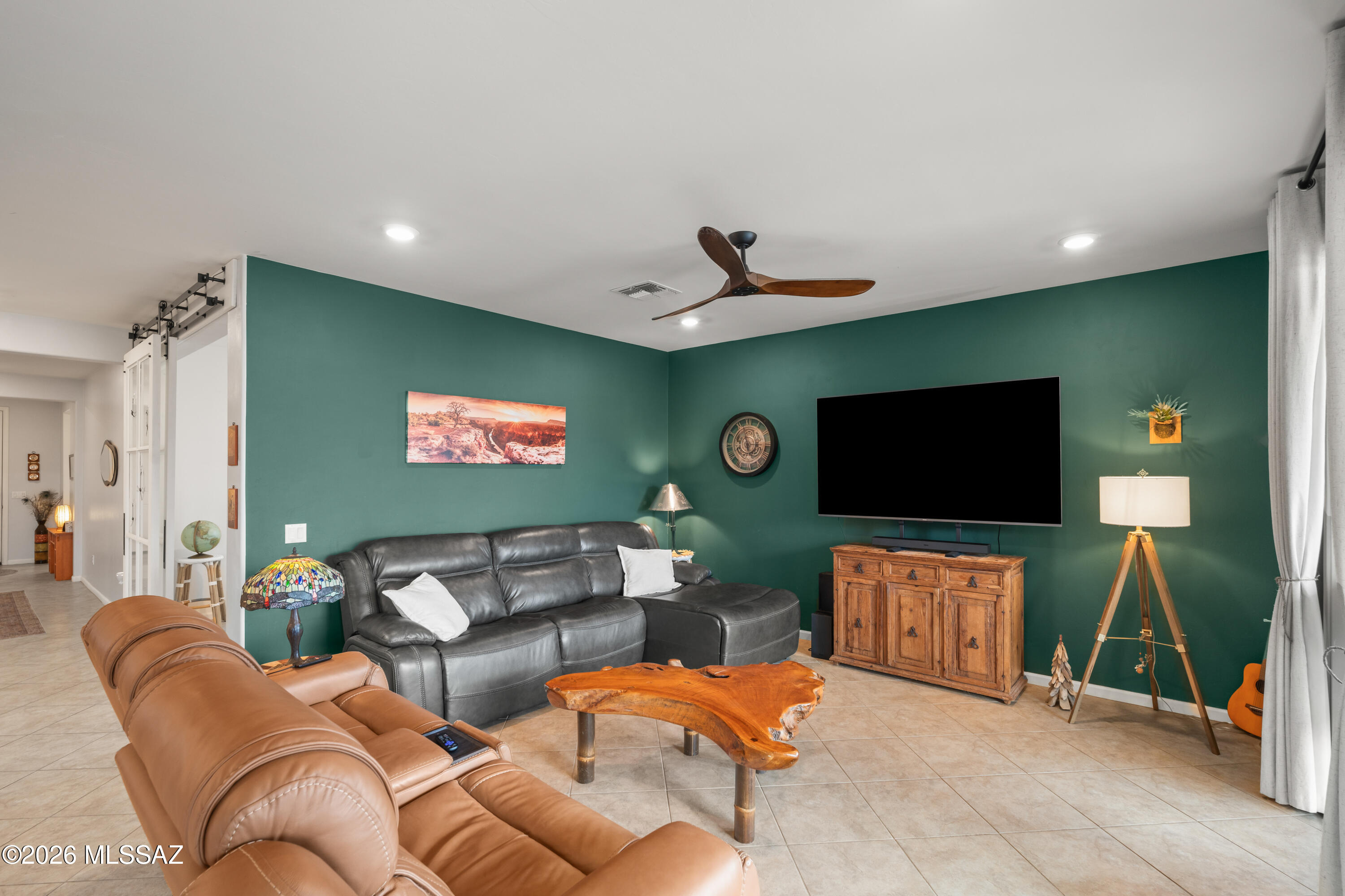 The Vistas At Rincon Knolls SQ20152600506 - Residential
