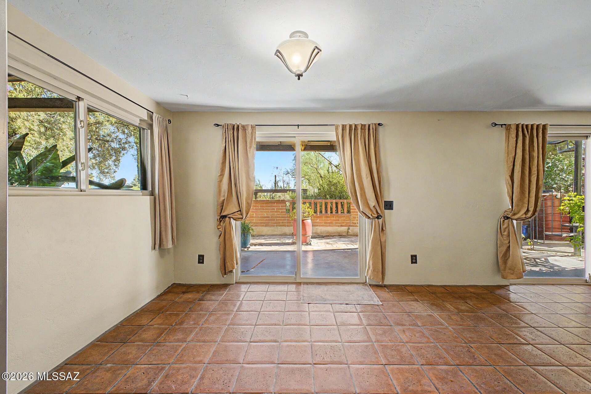 Catalina Pueblo NO. 2 (35-88) - Residential