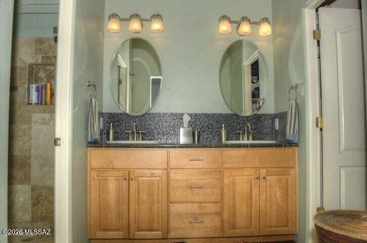 Pedregal(1-50) - Residential