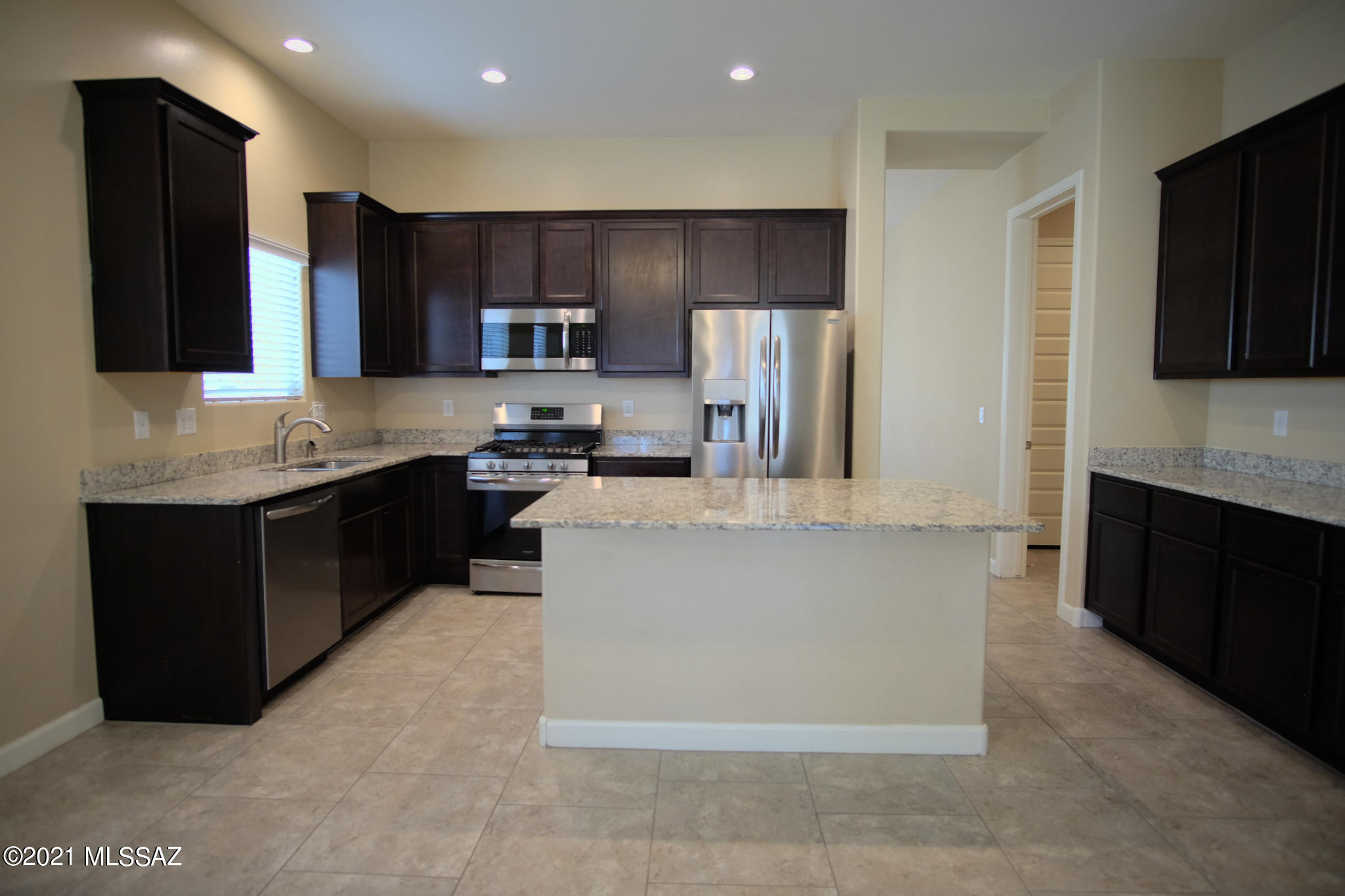 Hunter Subdivision NO. 3 (1-112) - Residential Lease