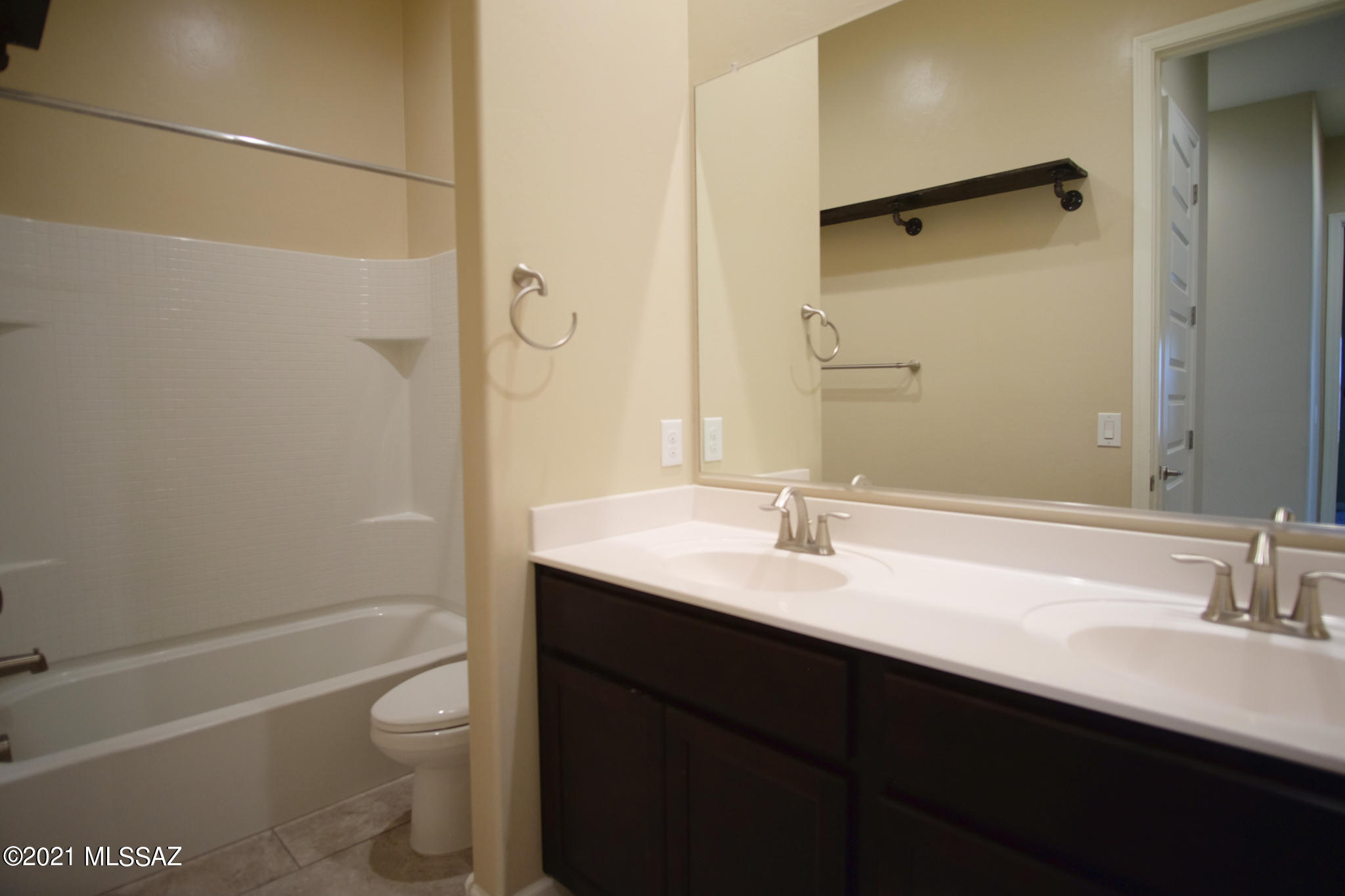 Hunter Subdivision NO. 3 (1-112) - Residential Lease