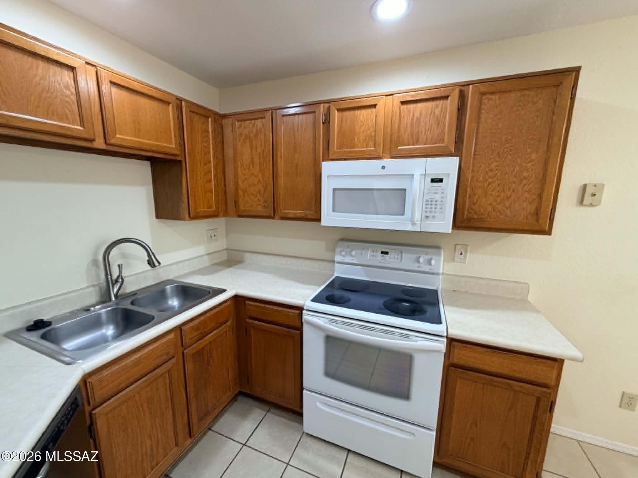Canyon View At Ventana Condominium (1-264) - Residential