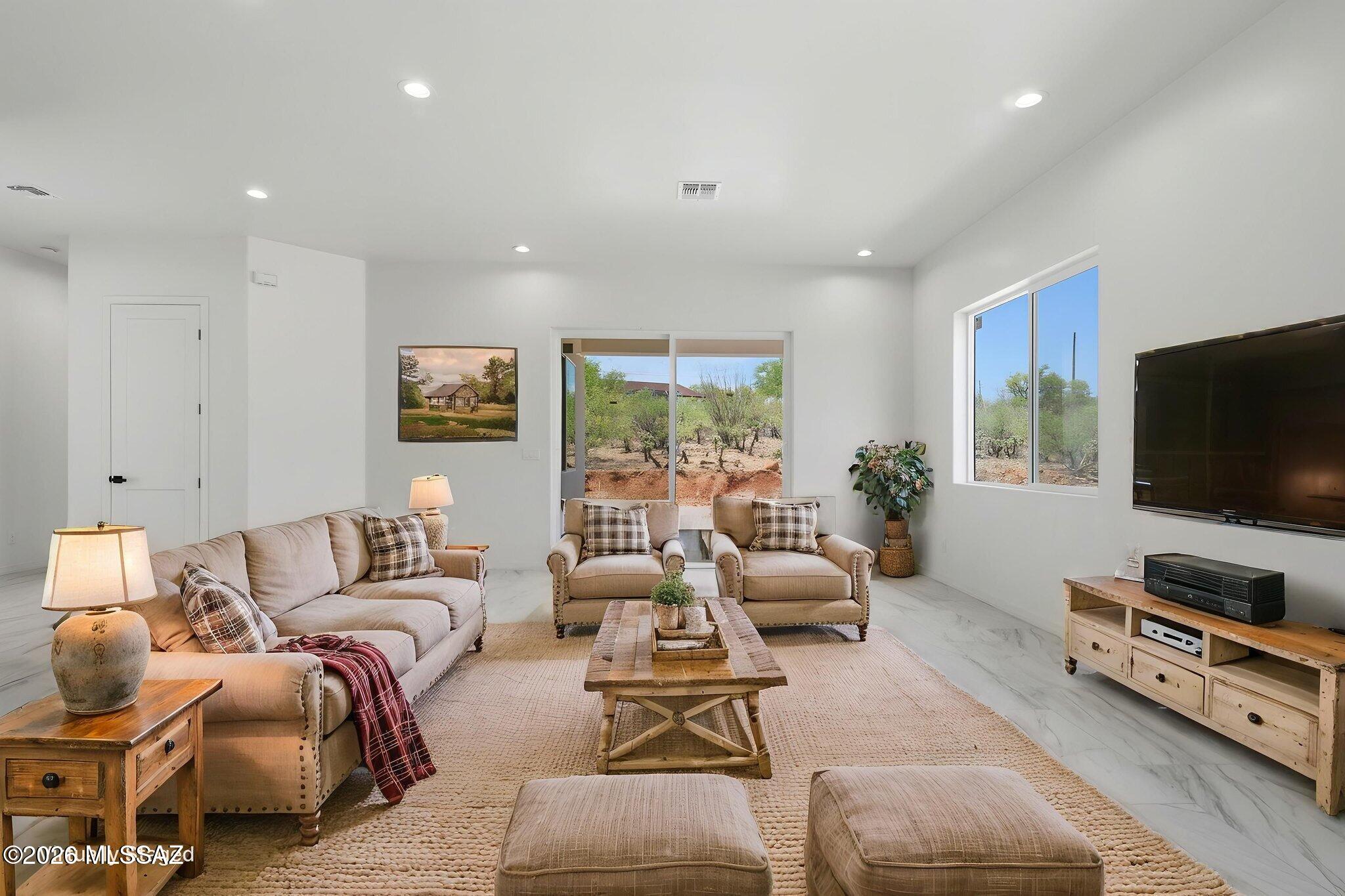 Rio Rico Villas 11 - Residential