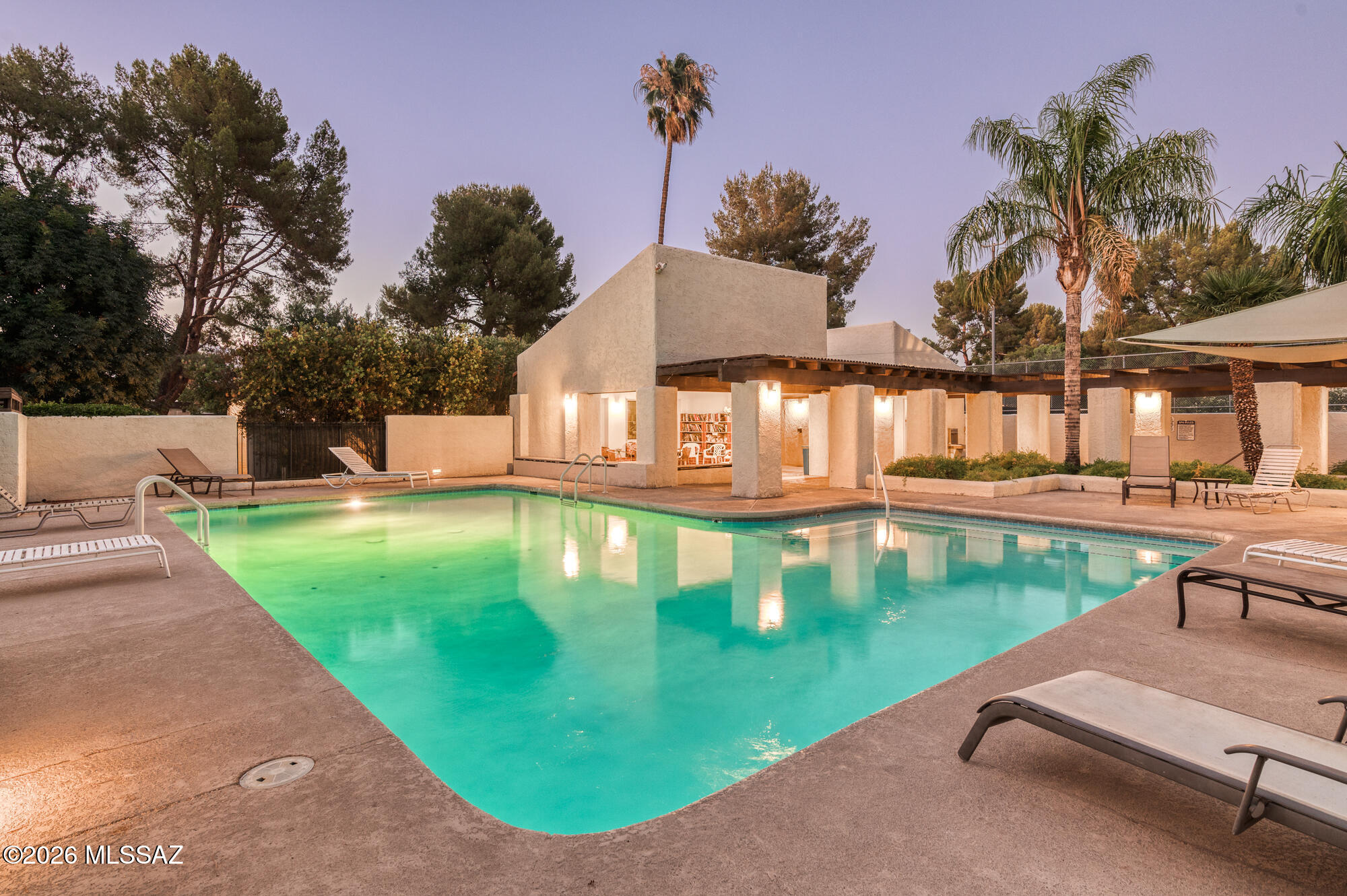 Villa Del Rio (1-148) - Residential
