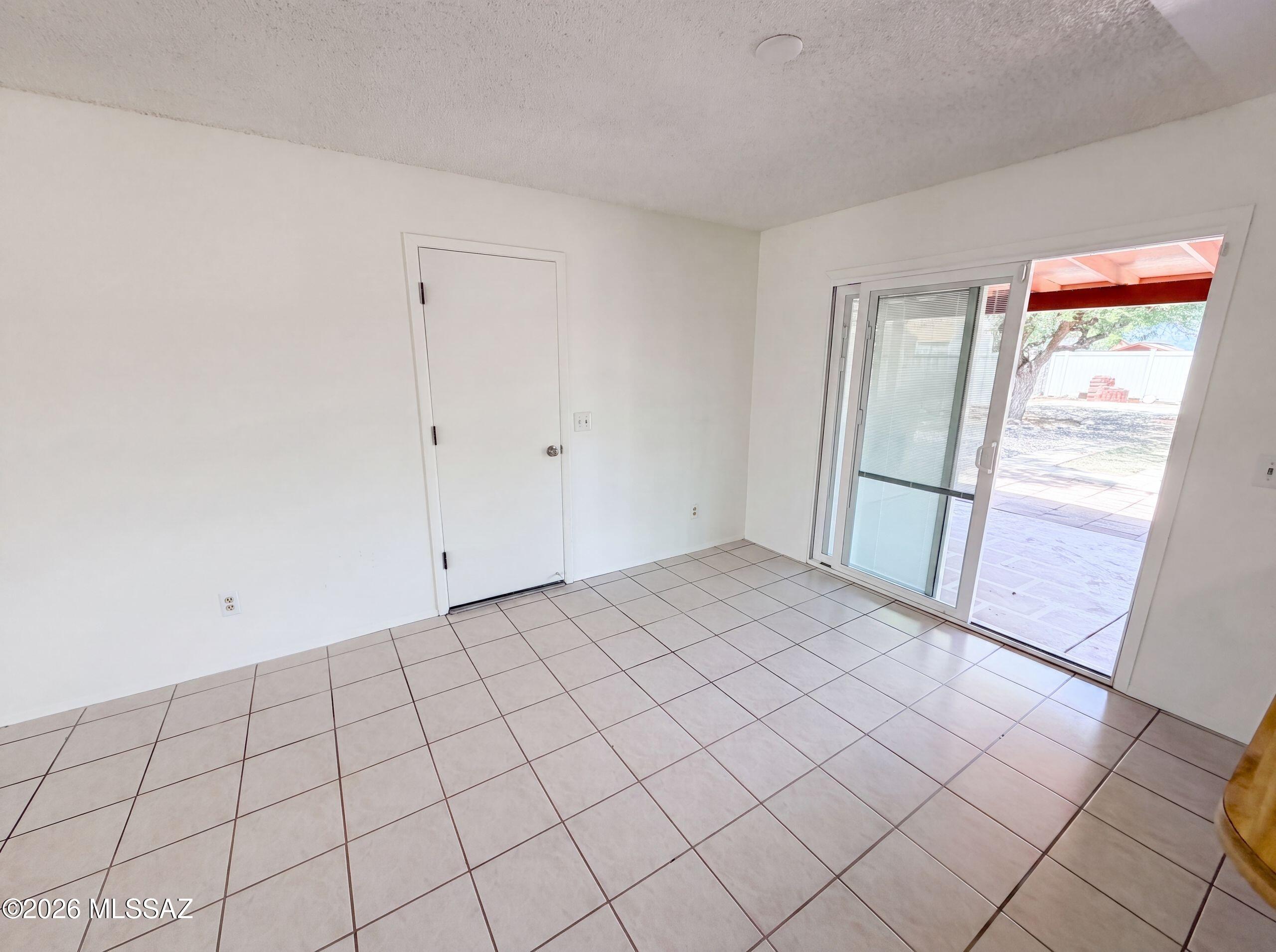 Lincoln Ridge (1-207) - Residential
