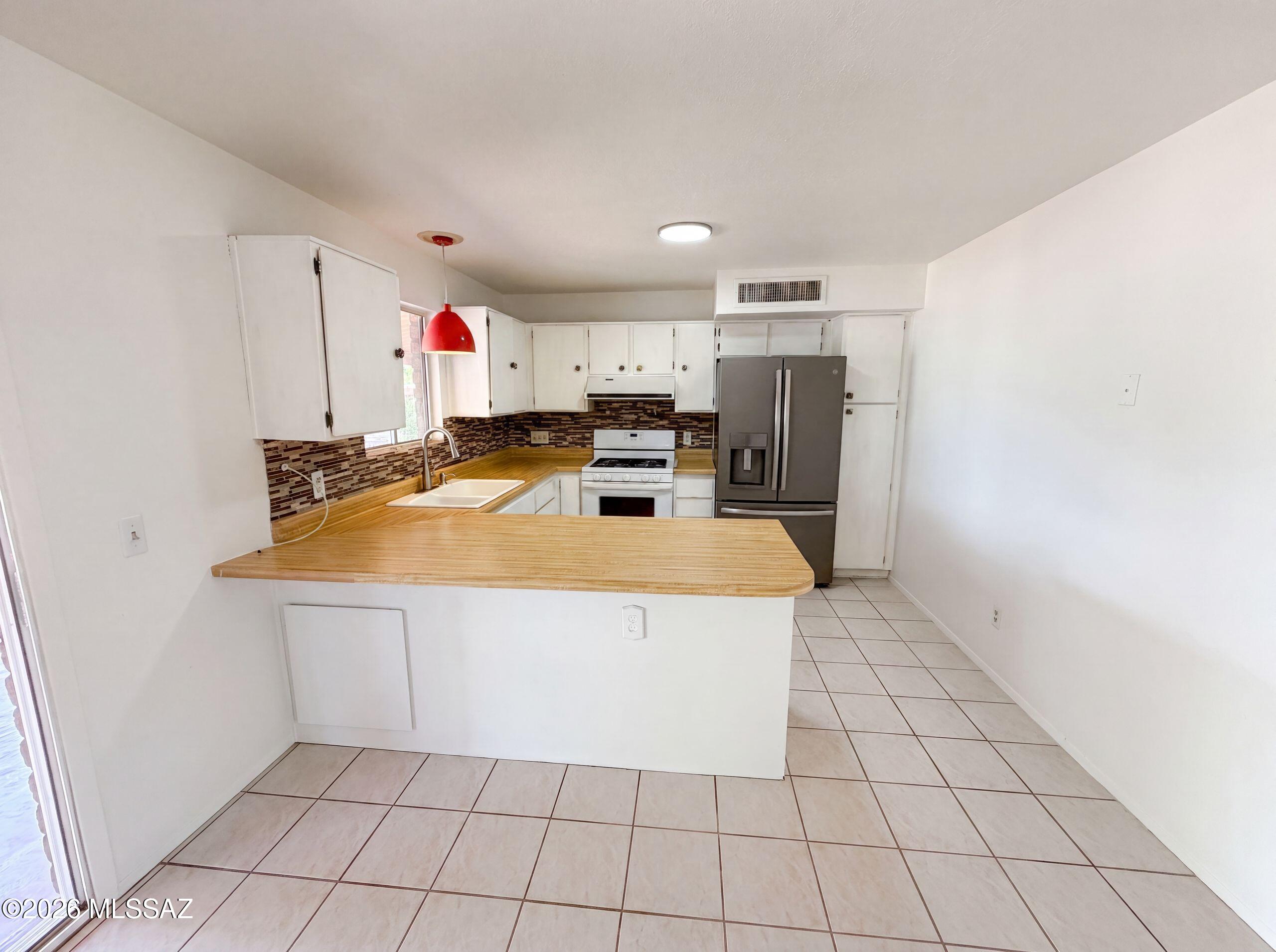 Lincoln Ridge (1-207) - Residential