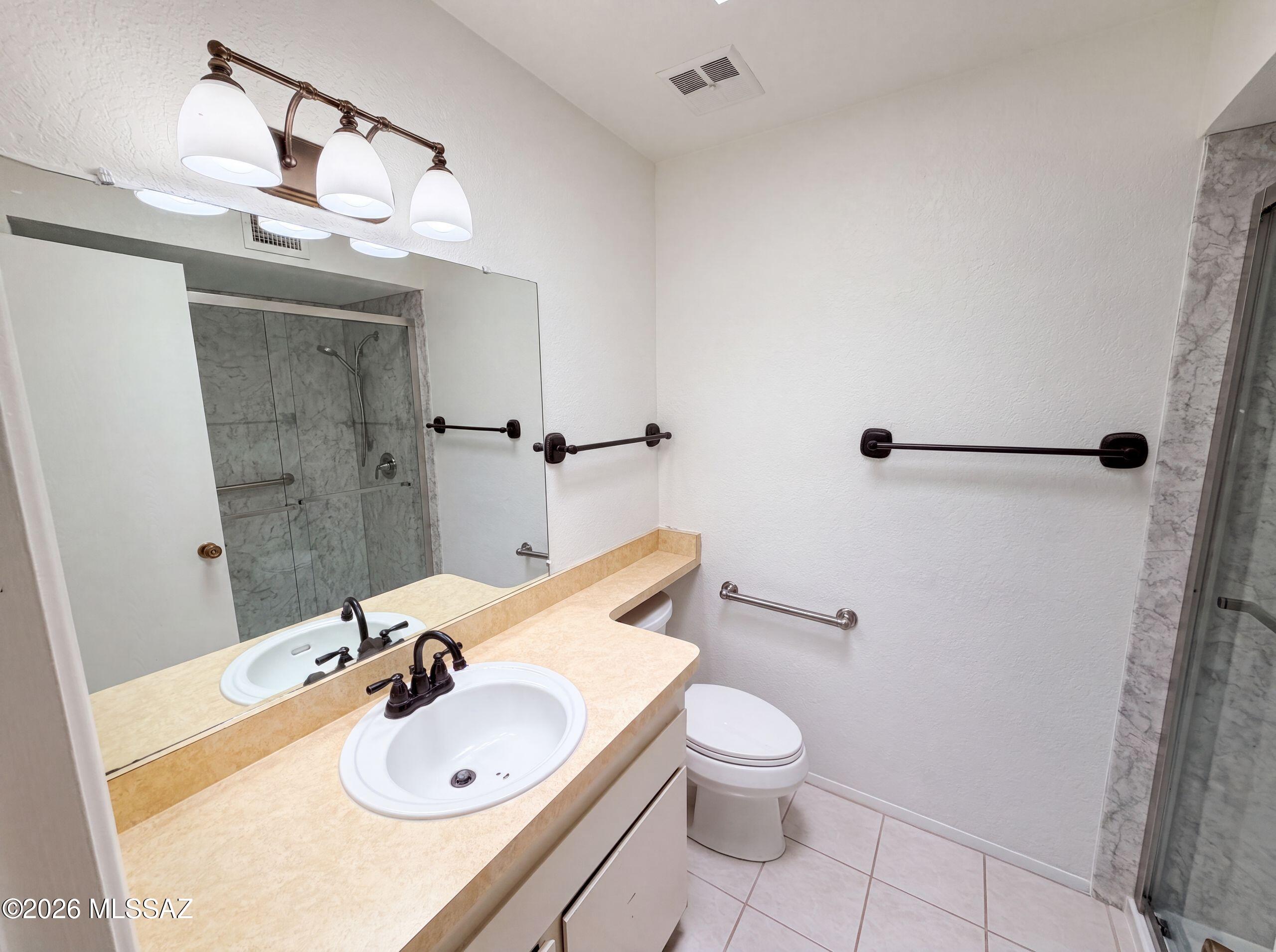 Lincoln Ridge (1-207) - Residential