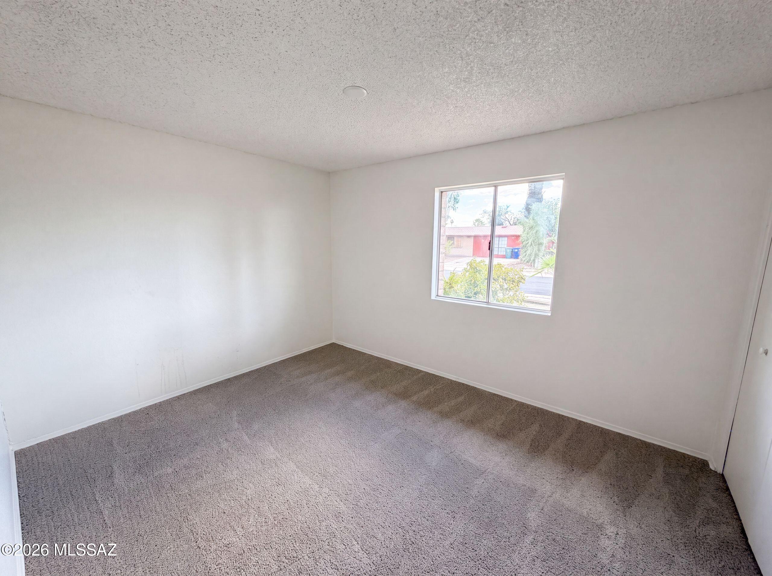 Lincoln Ridge (1-207) - Residential