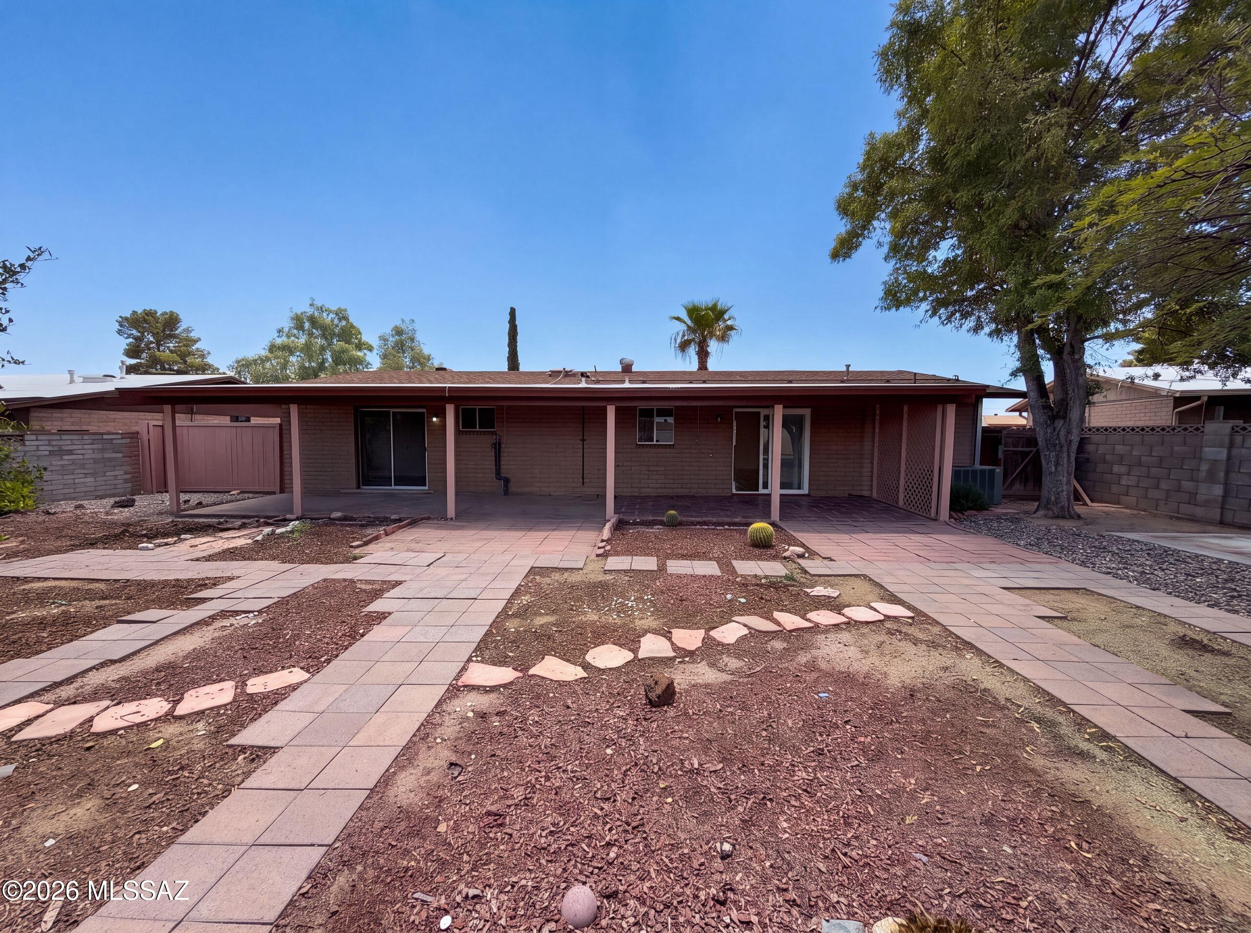 Lincoln Ridge (1-207) - Residential