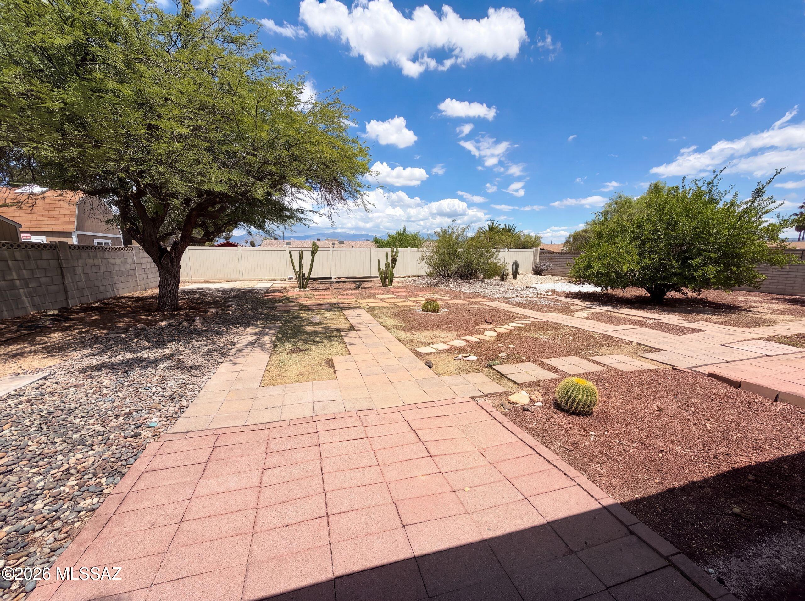 Lincoln Ridge (1-207) - Residential