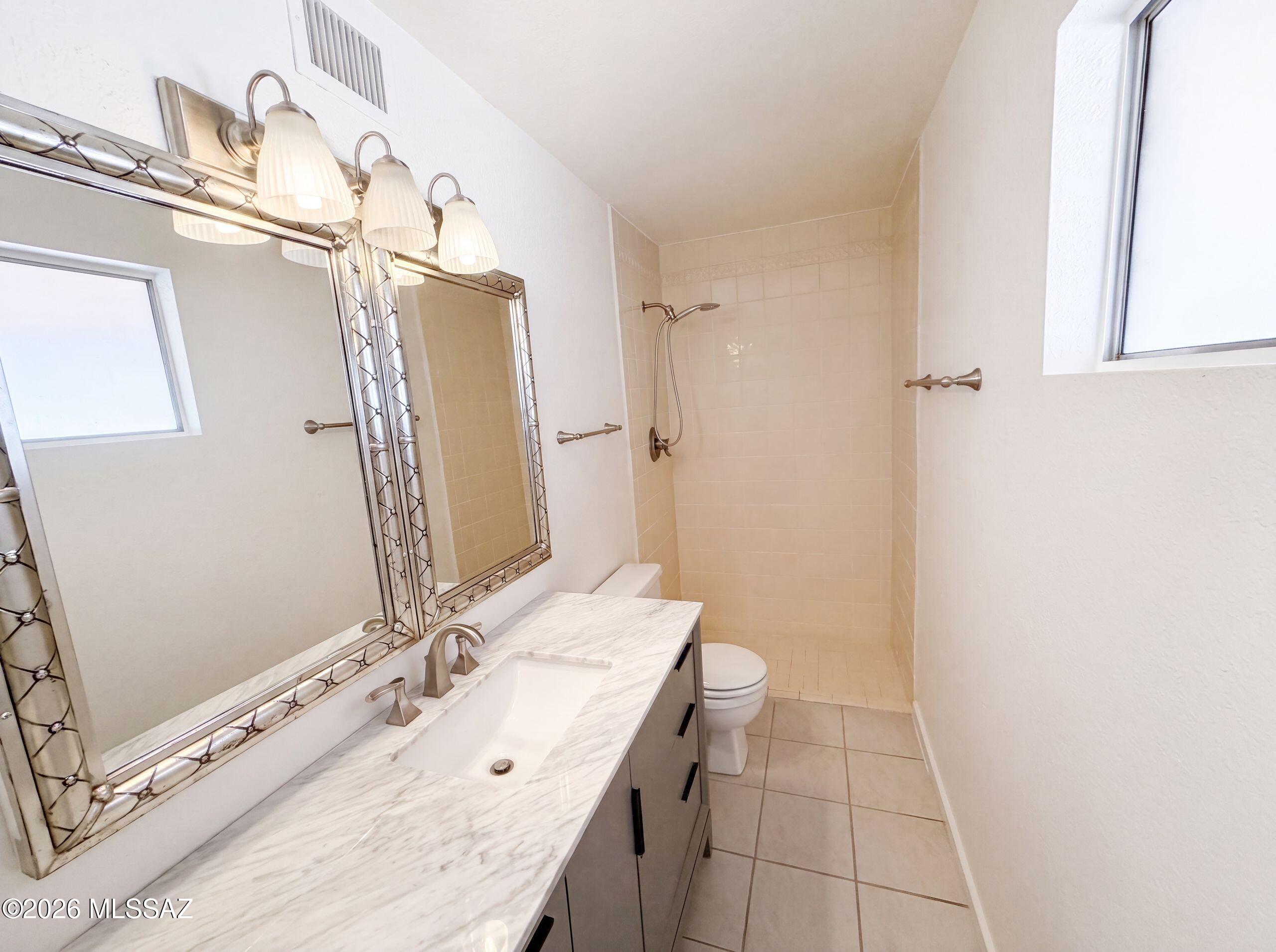 Lincoln Ridge (1-207) - Residential