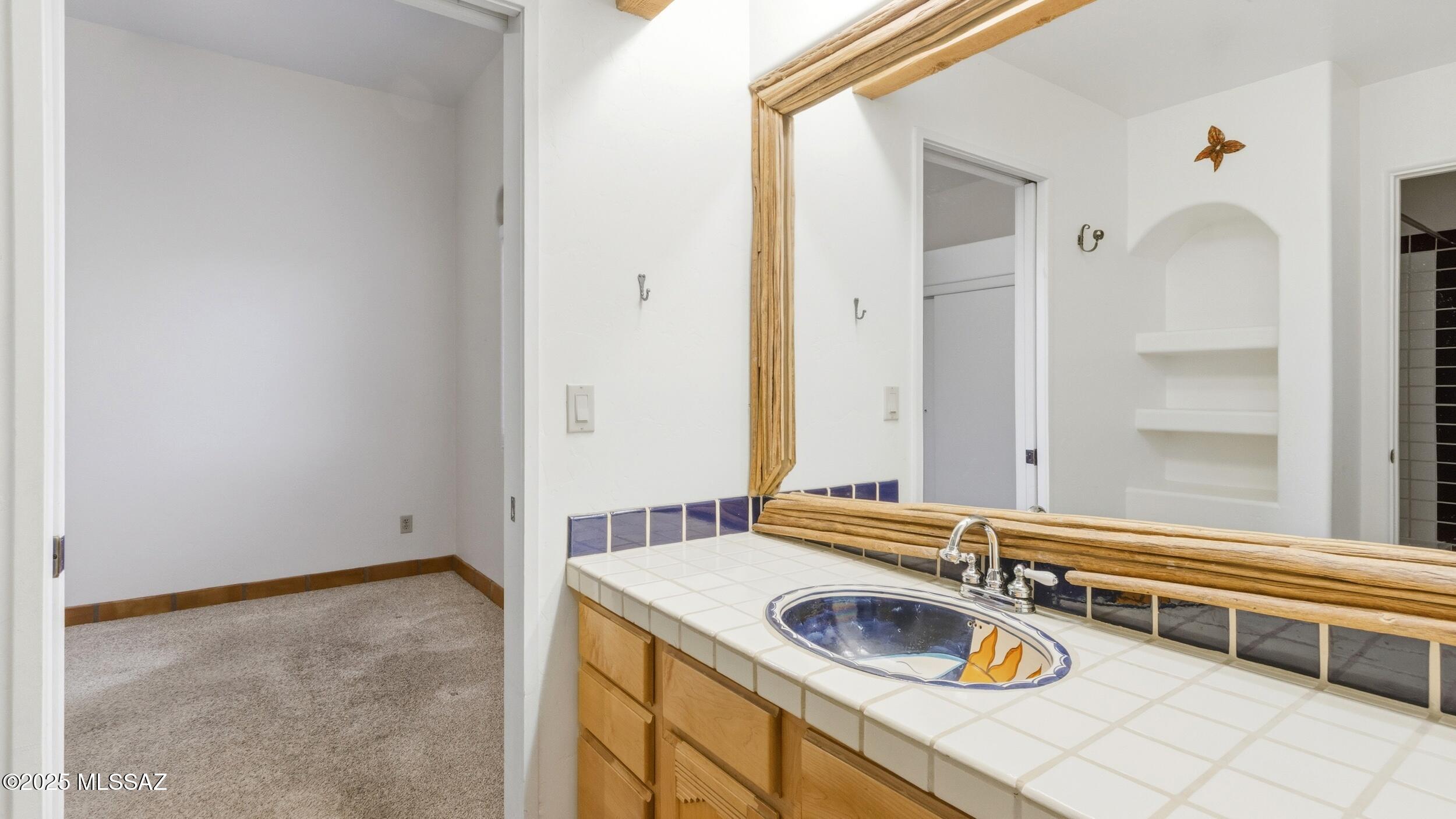 New Tucson Unit NO. 4 (1-203) - Residential