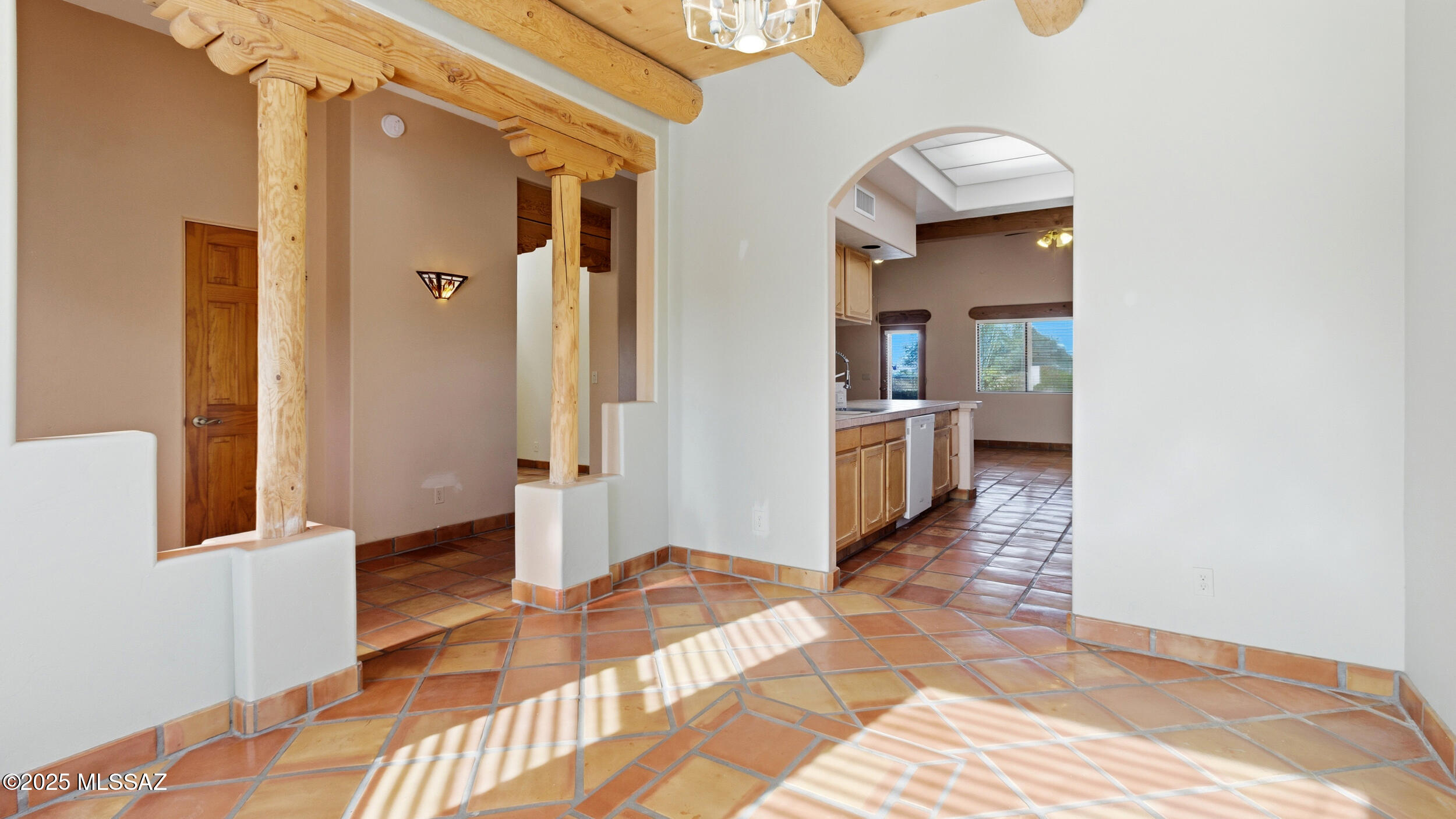 New Tucson Unit NO. 4 (1-203) - Residential