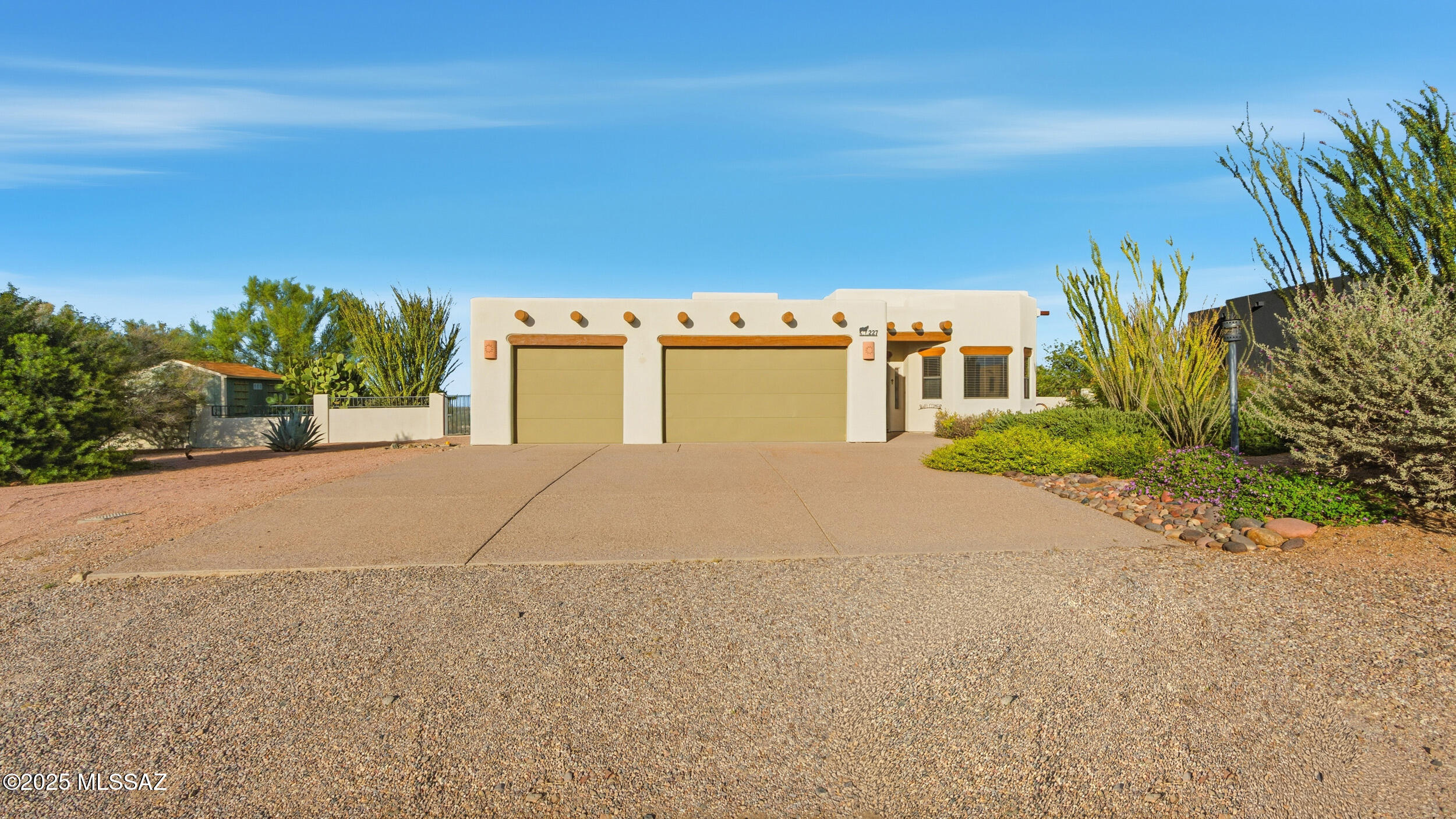 New Tucson Unit NO. 4 (1-203) - Residential