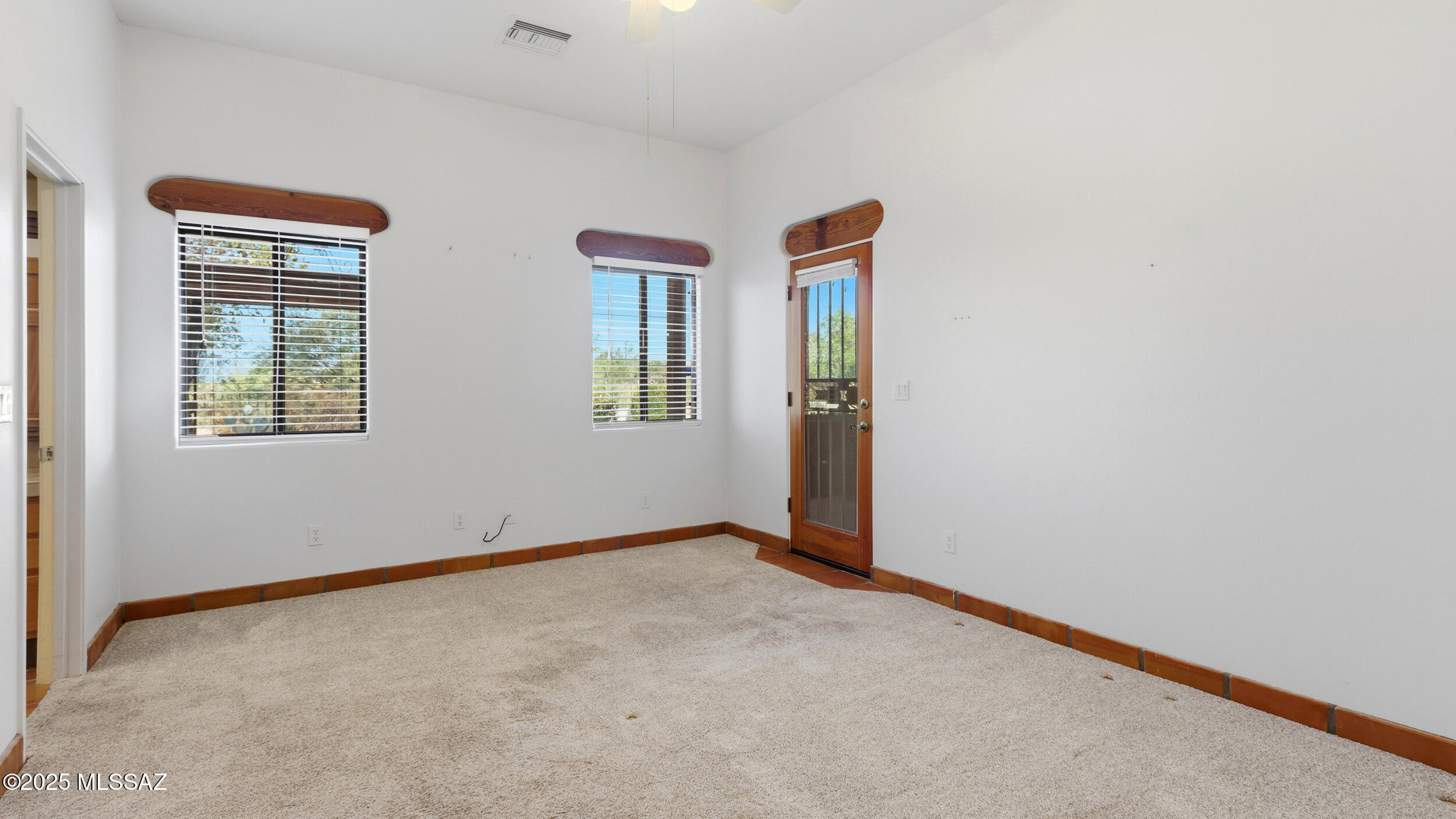 New Tucson Unit NO. 4 (1-203) - Residential