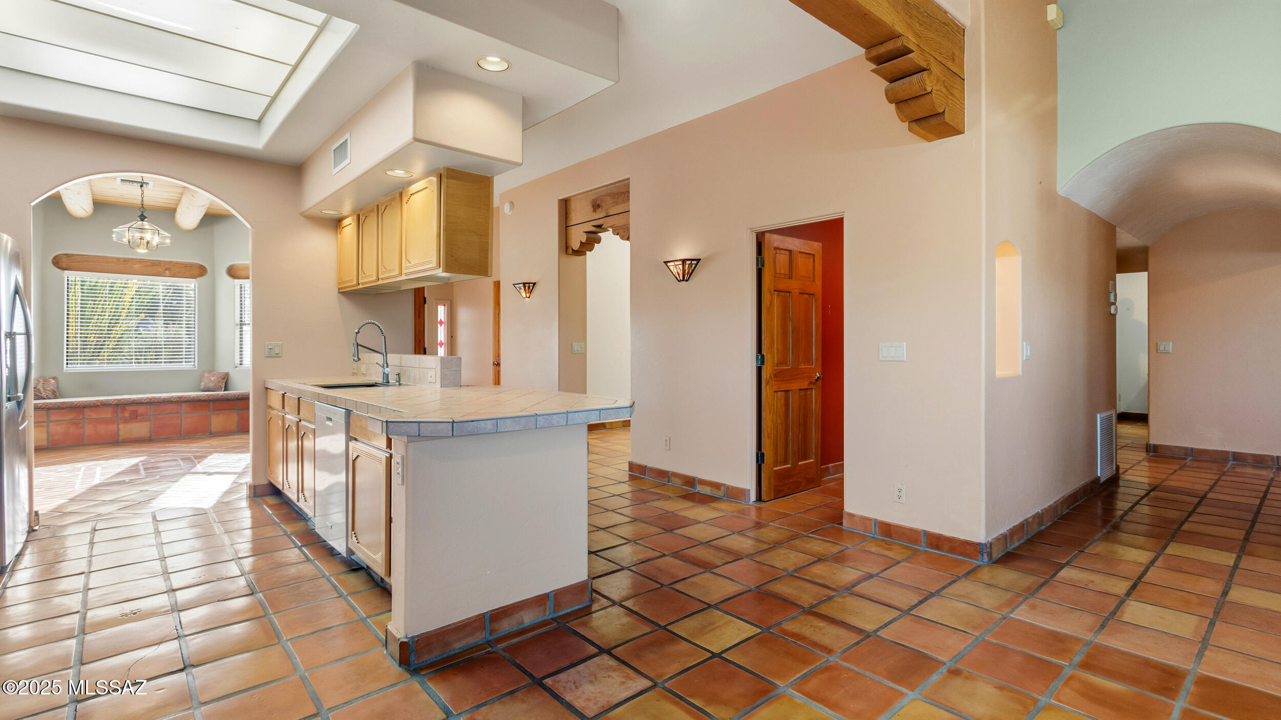 New Tucson Unit NO. 4 (1-203) - Residential