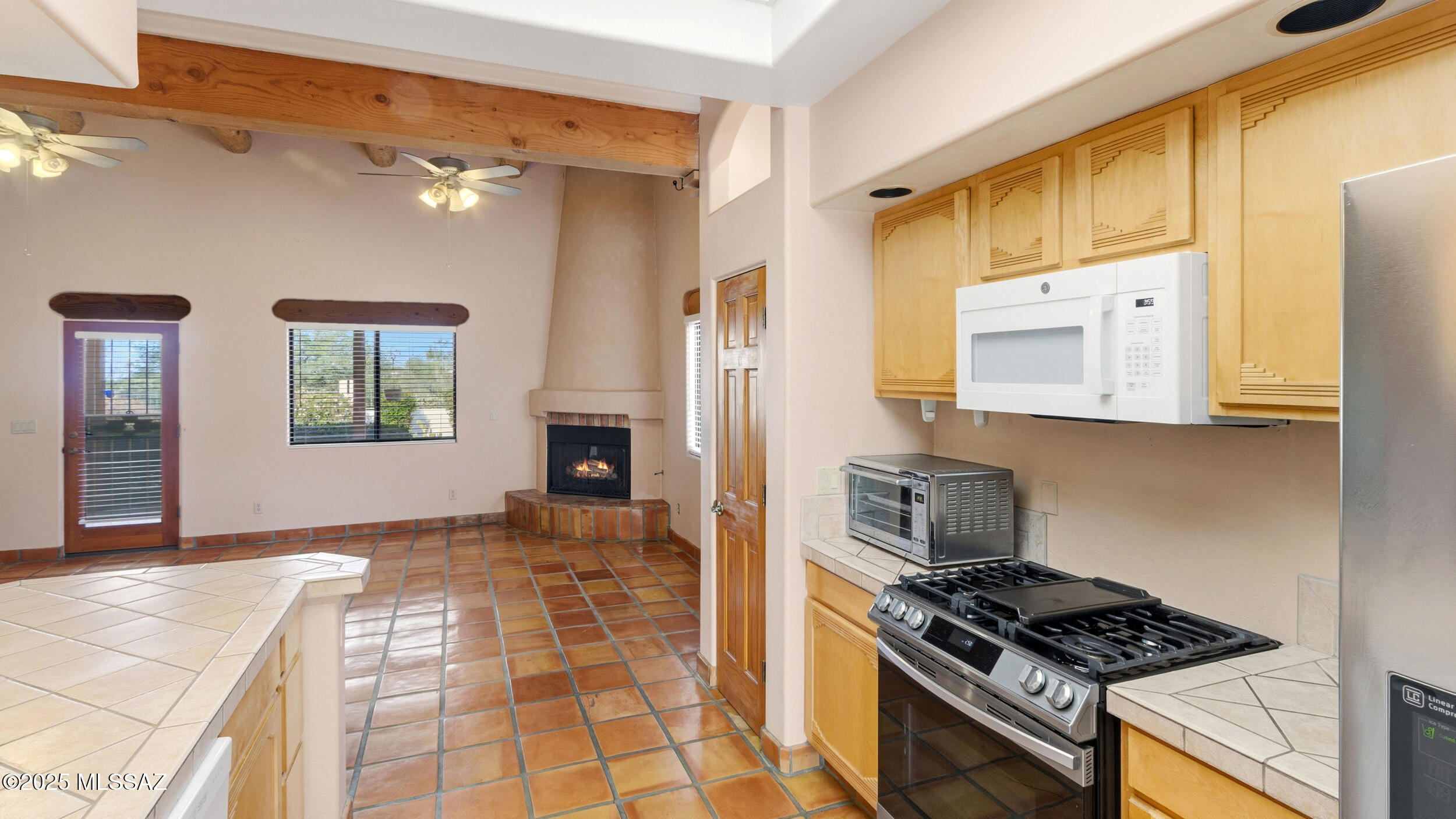 New Tucson Unit NO. 4 (1-203) - Residential