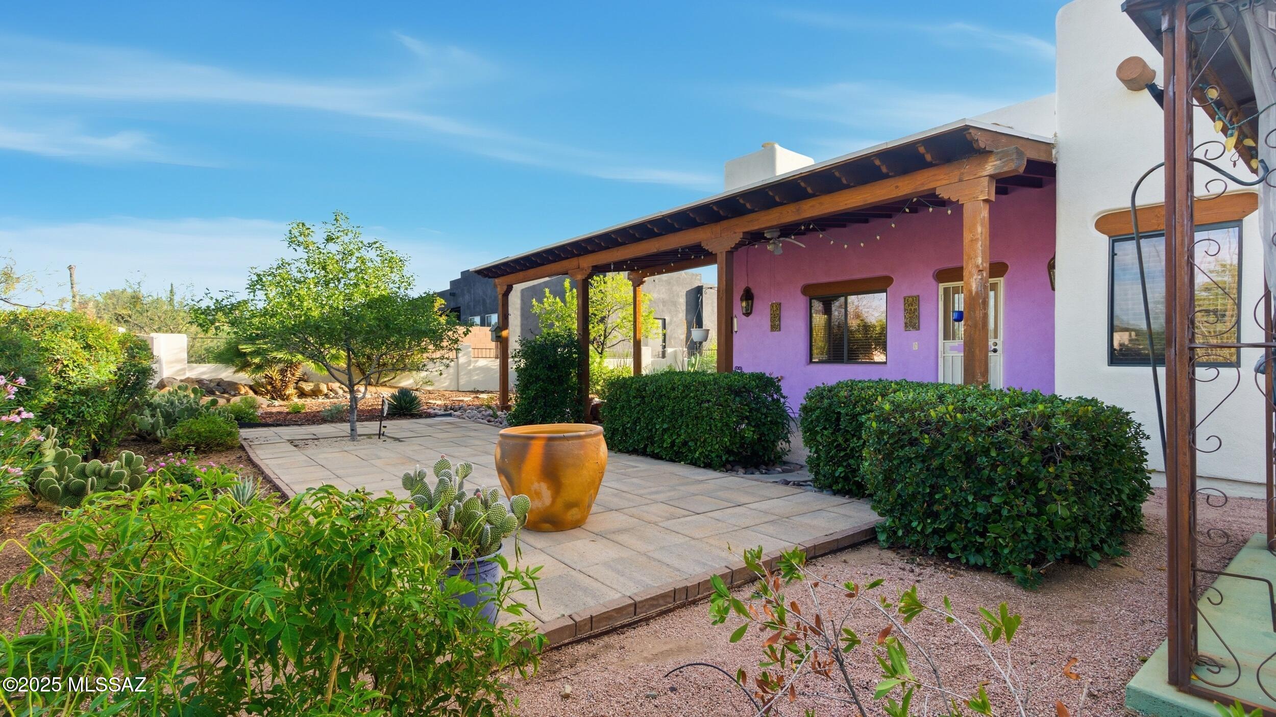 New Tucson Unit NO. 4 (1-203) - Residential