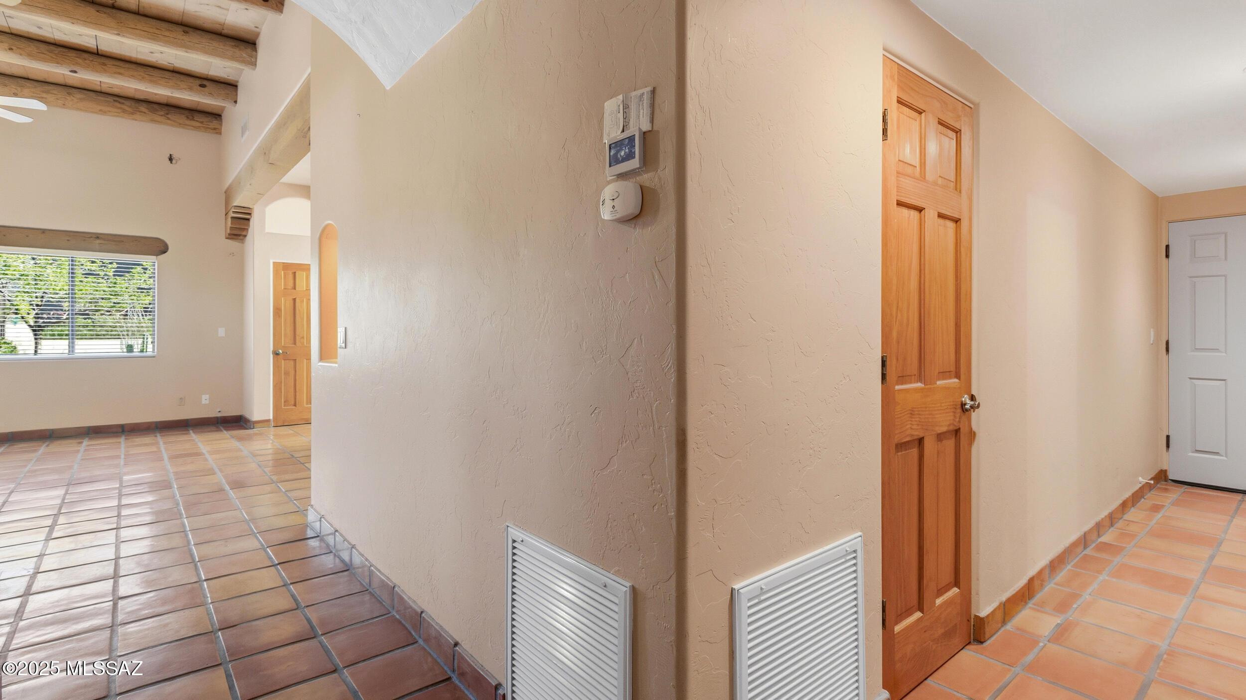 New Tucson Unit NO. 4 (1-203) - Residential