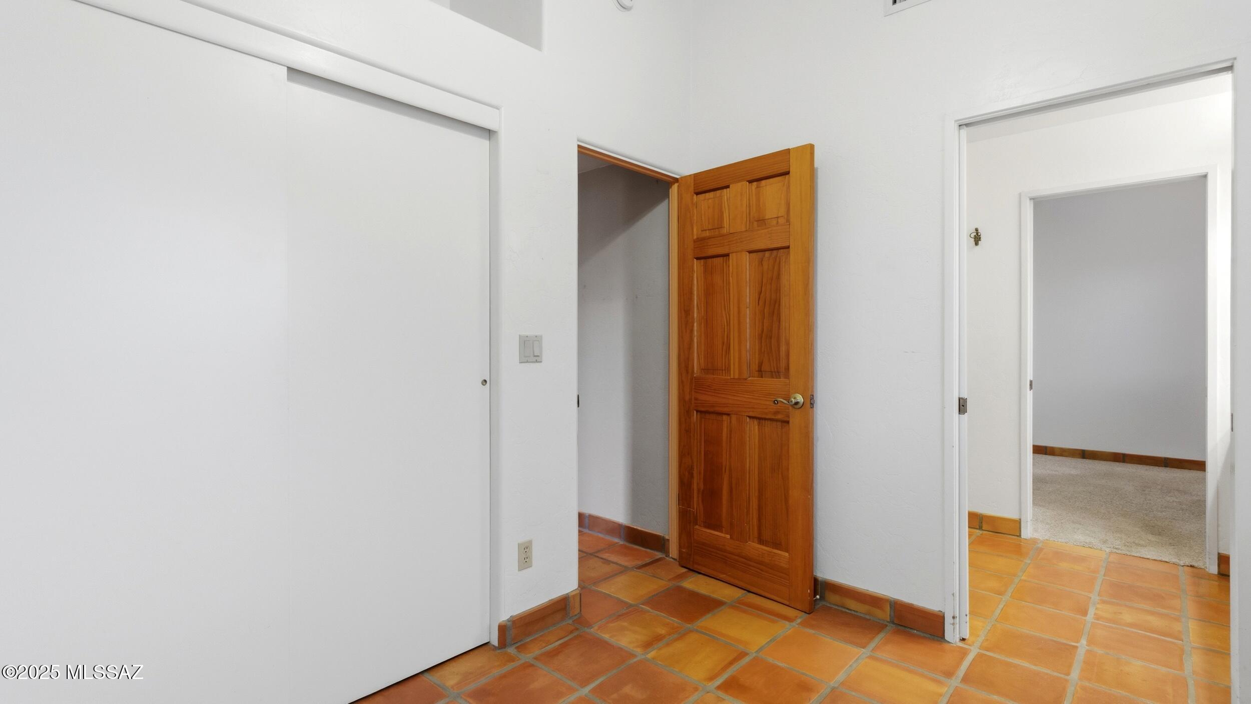 New Tucson Unit NO. 4 (1-203) - Residential