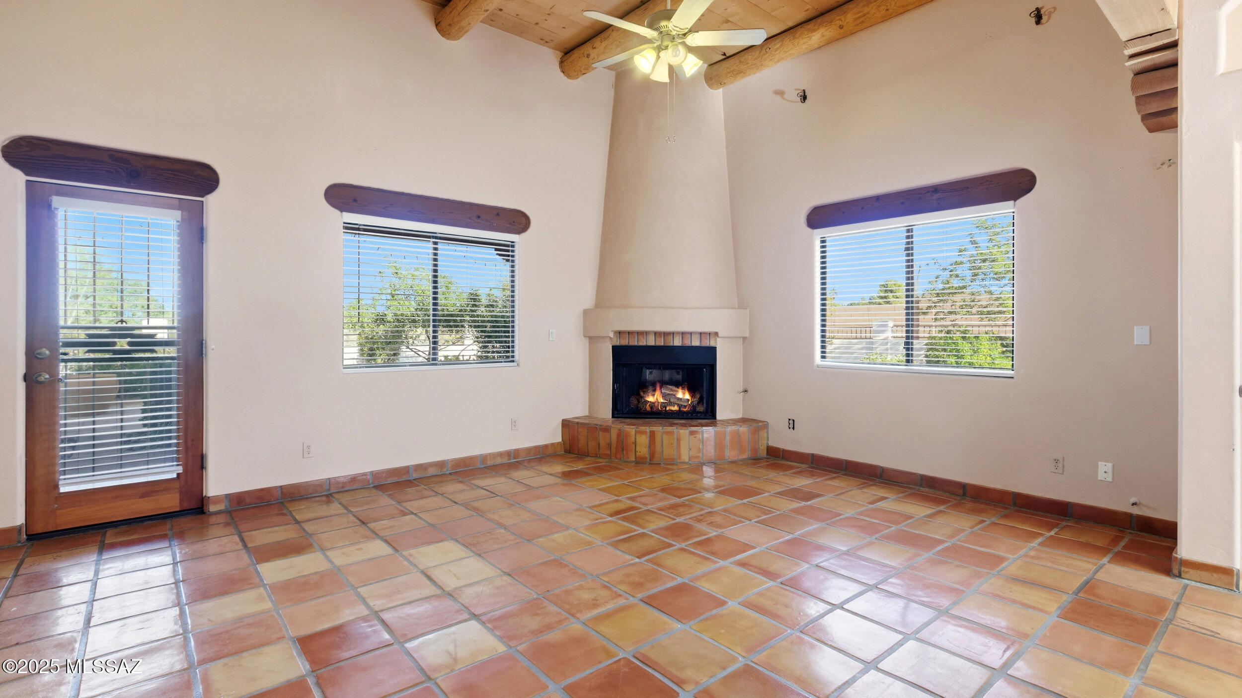 New Tucson Unit NO. 4 (1-203) - Residential
