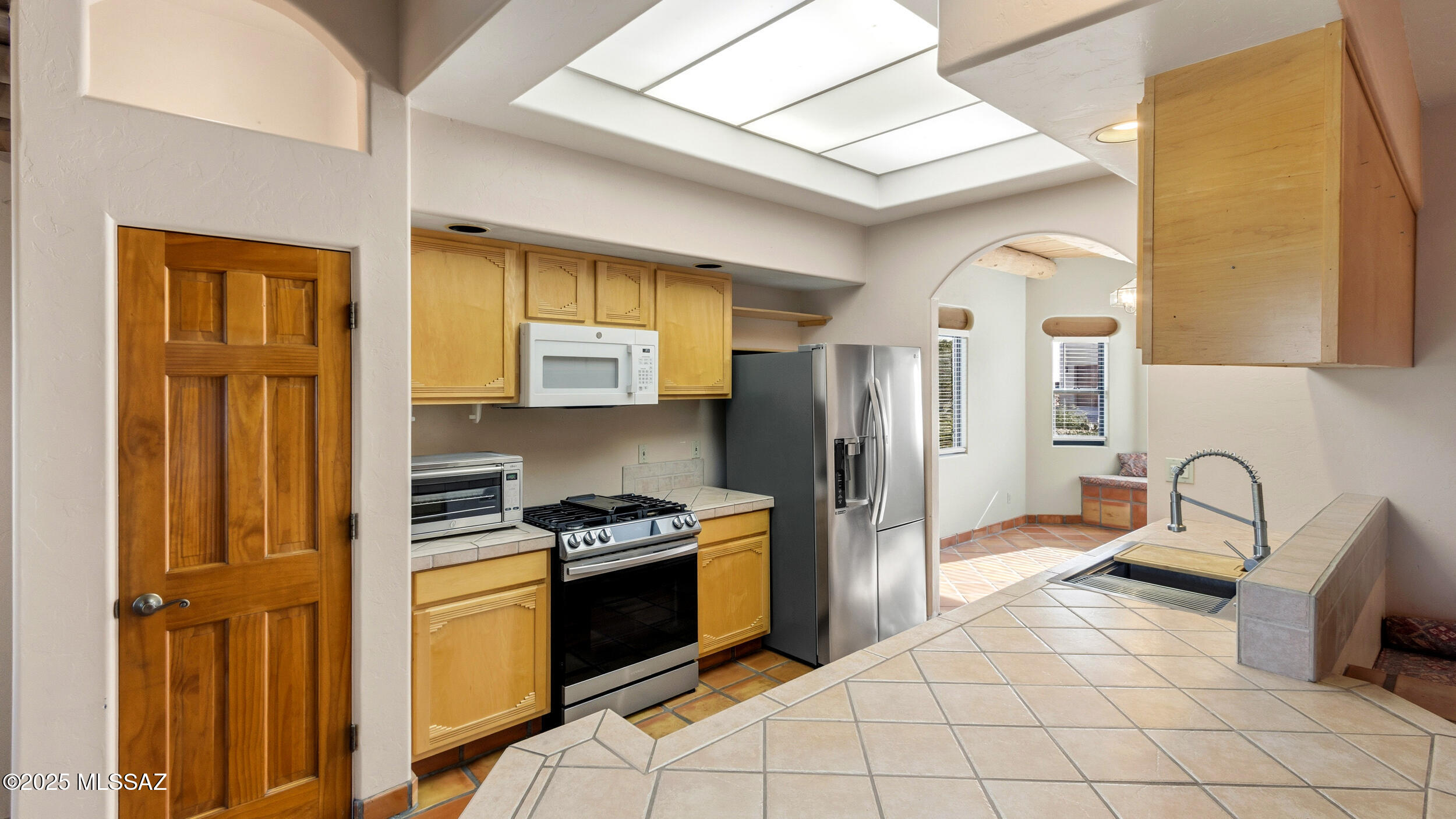 New Tucson Unit NO. 4 (1-203) - Residential